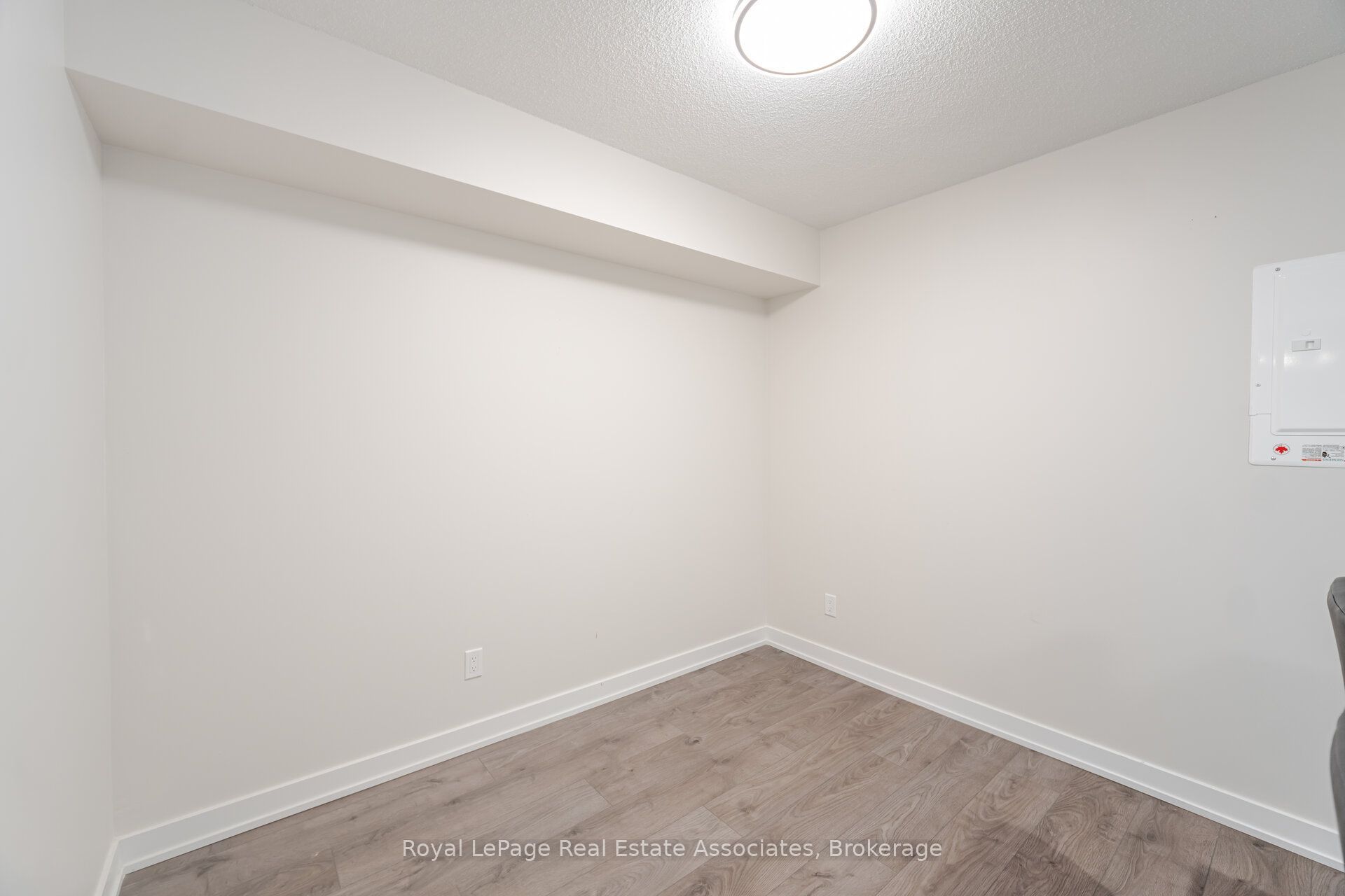 1119 Cooke Boulevard B327 Property Photo 14