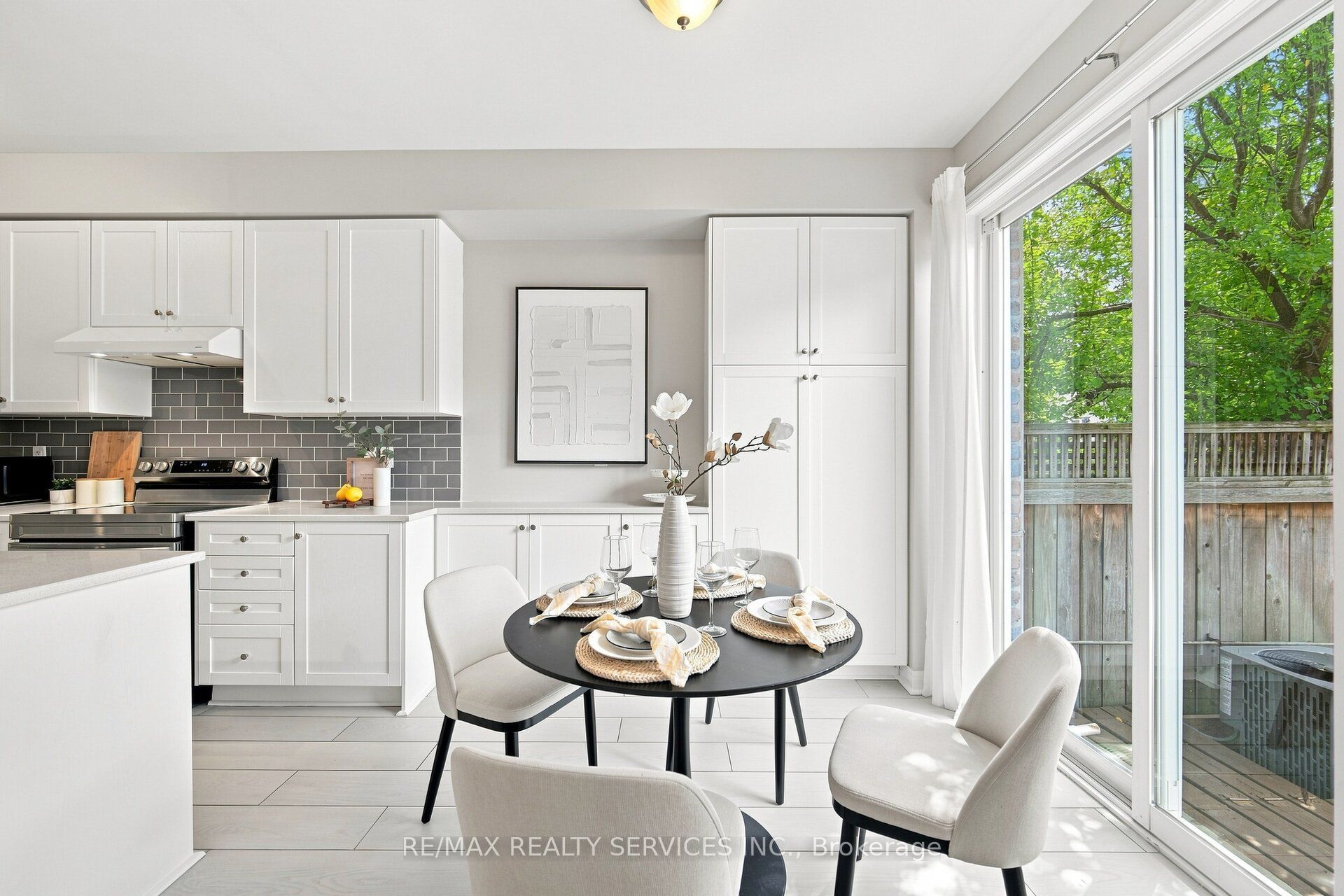 20 Cedarcrest Street Property Photo 10