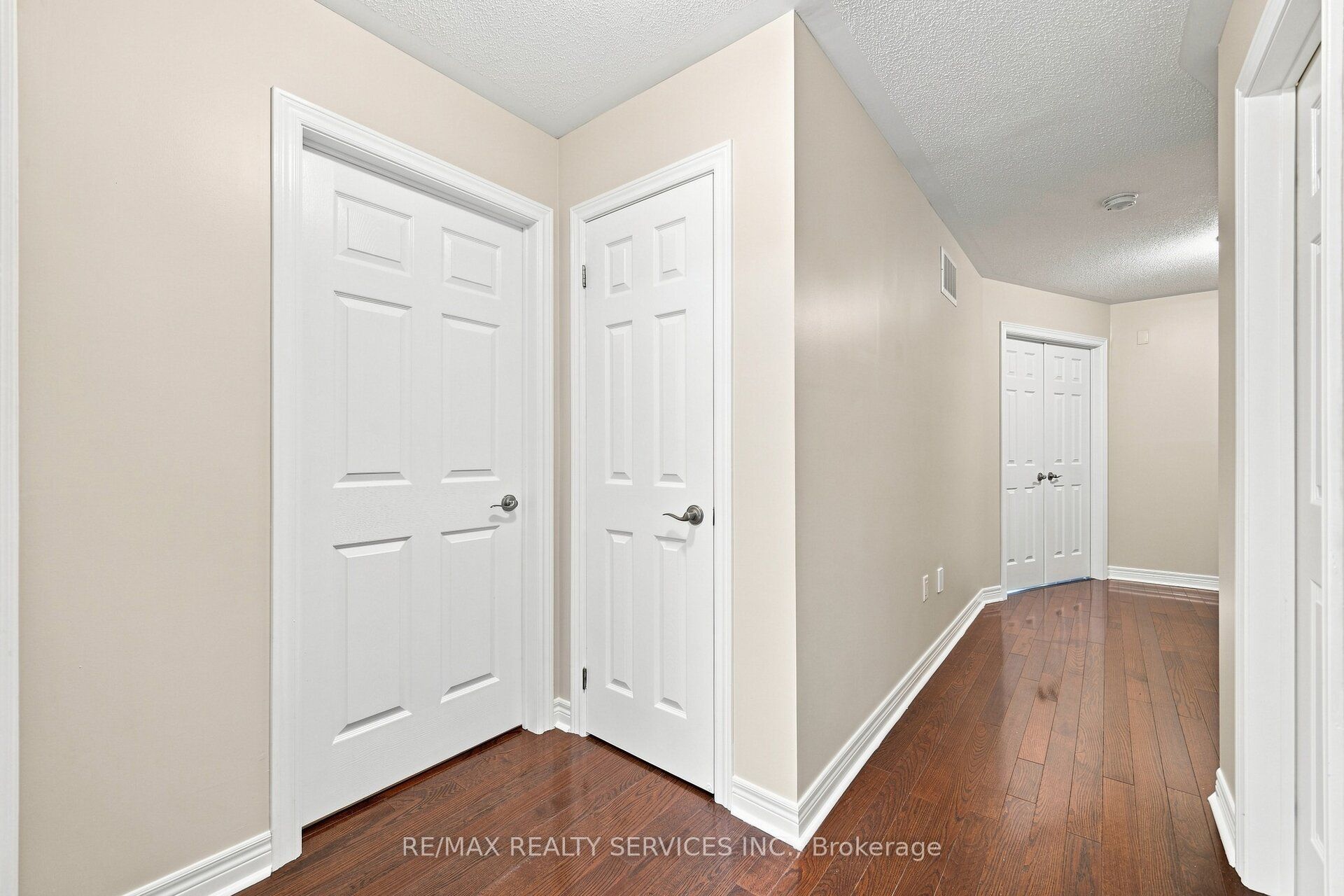 20 Cedarcrest Street Property Photo 18