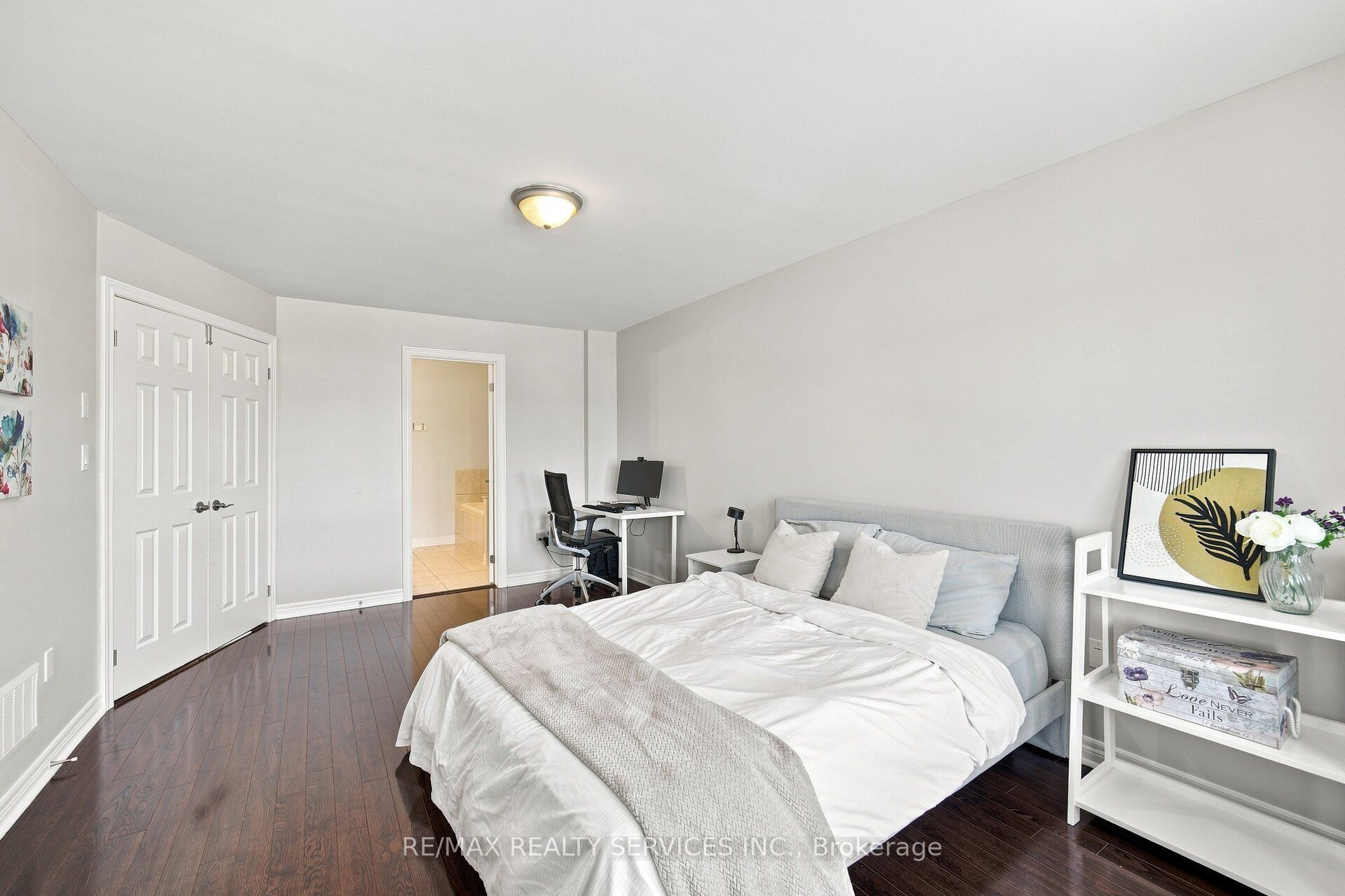 20 Cedarcrest Street Property Photo 21