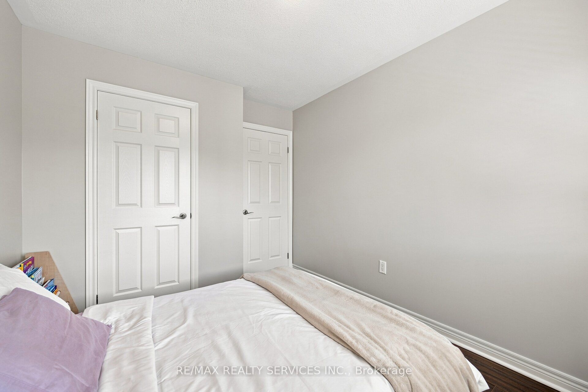 20 Cedarcrest Street Property Photo 29
