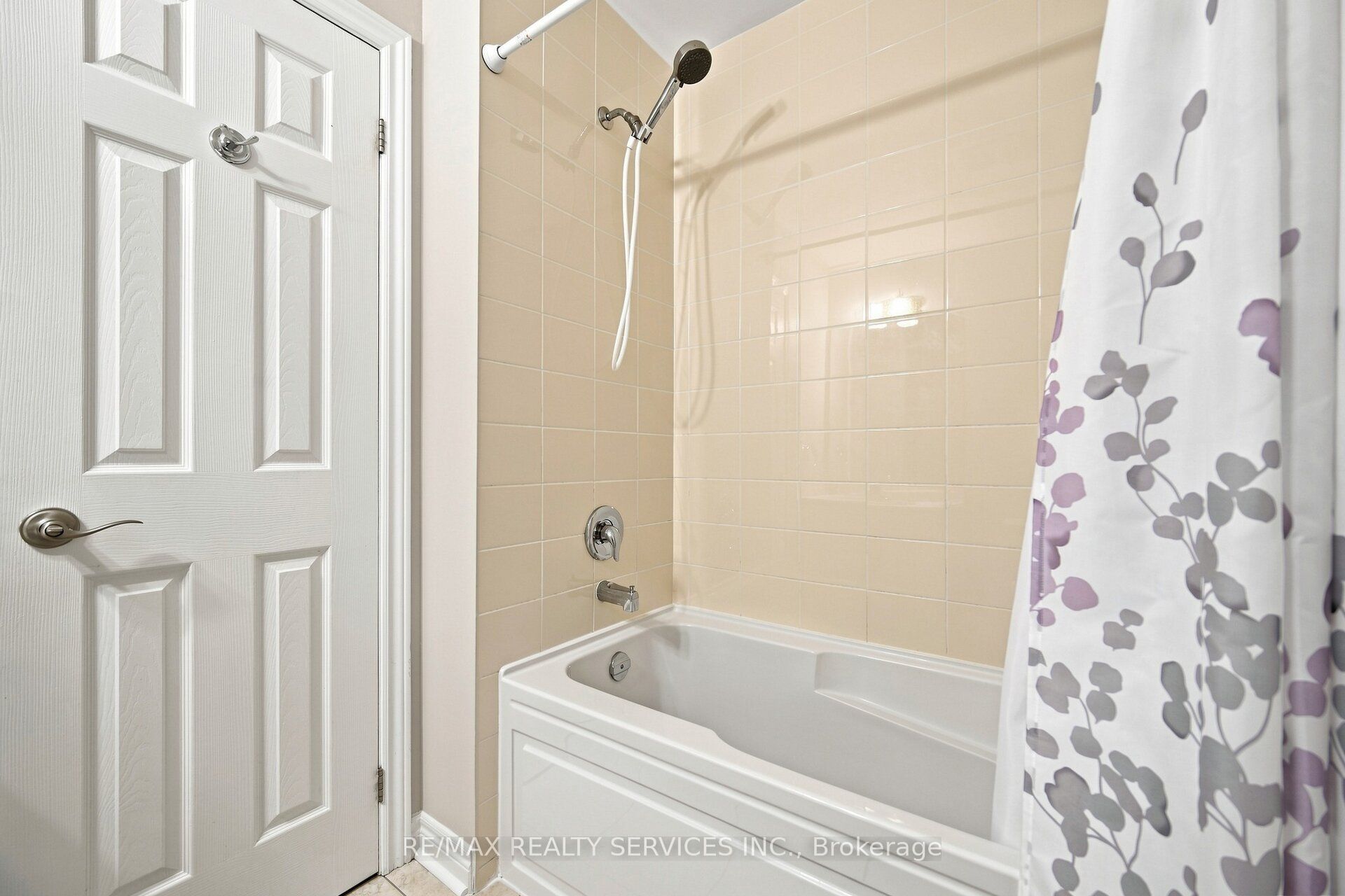20 Cedarcrest Street Property Photo 31
