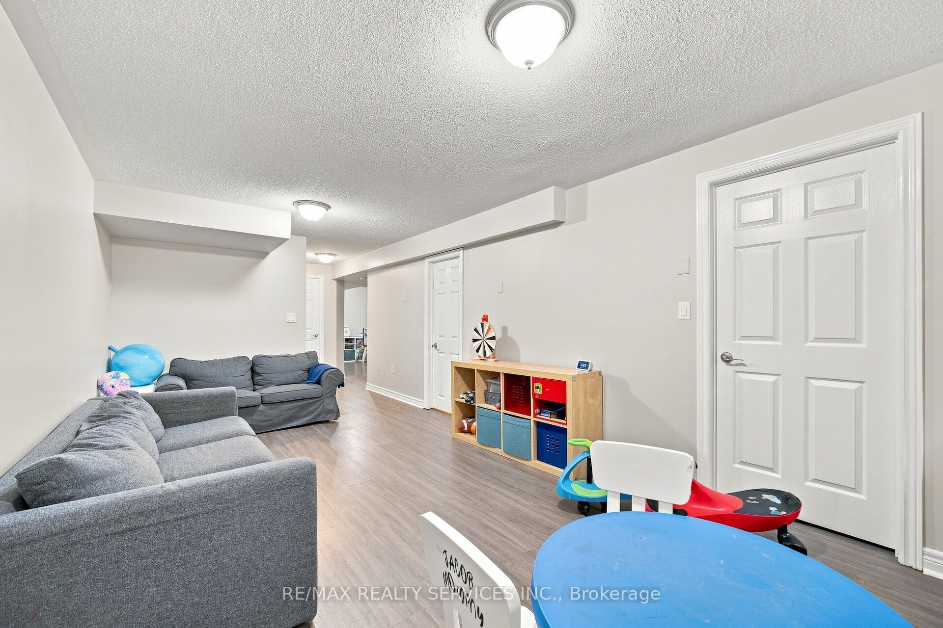 20 Cedarcrest Street Property Photo 37
