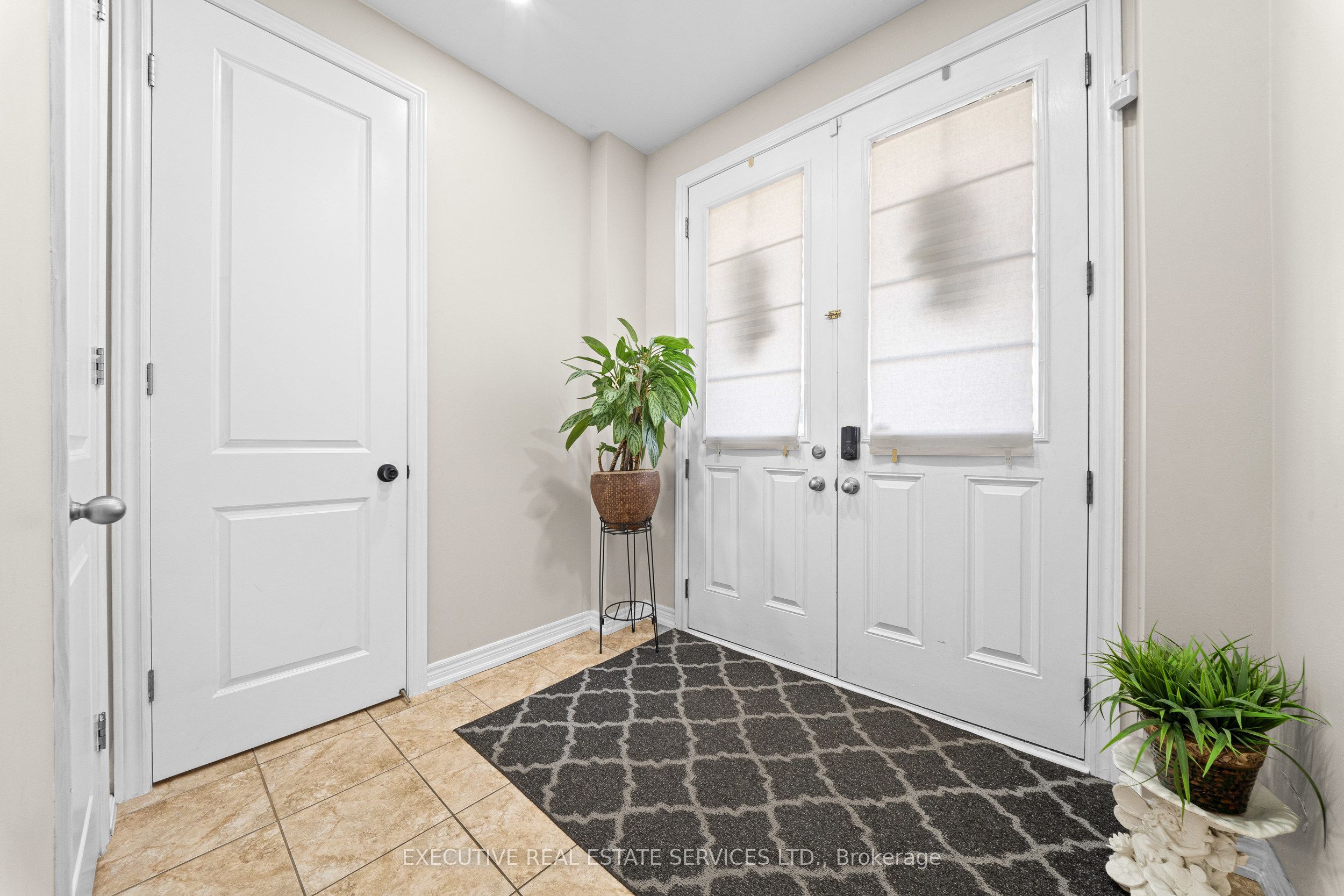 7 Yelands Road Property Photo 12