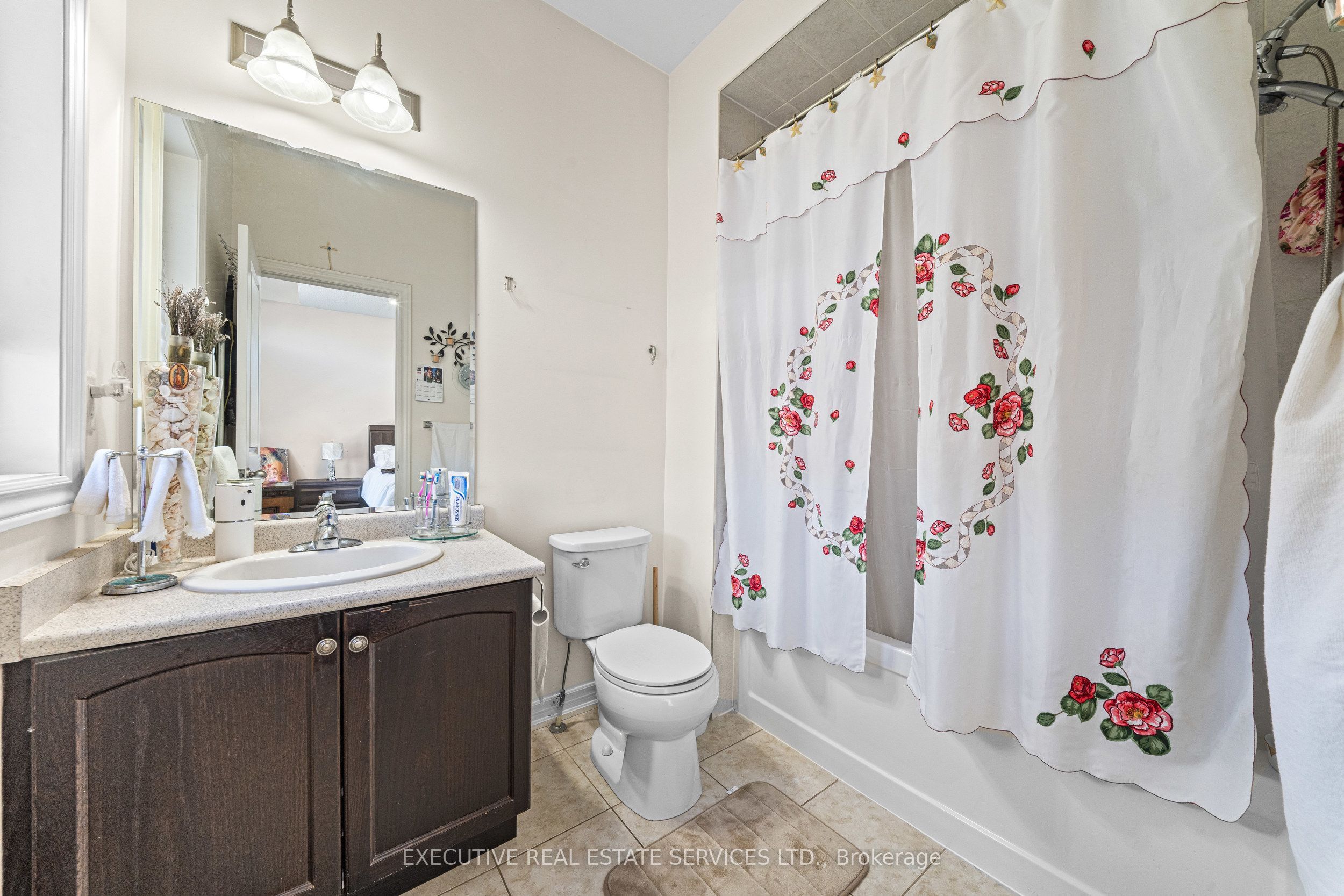 7 Yelands Road Property Photo 40