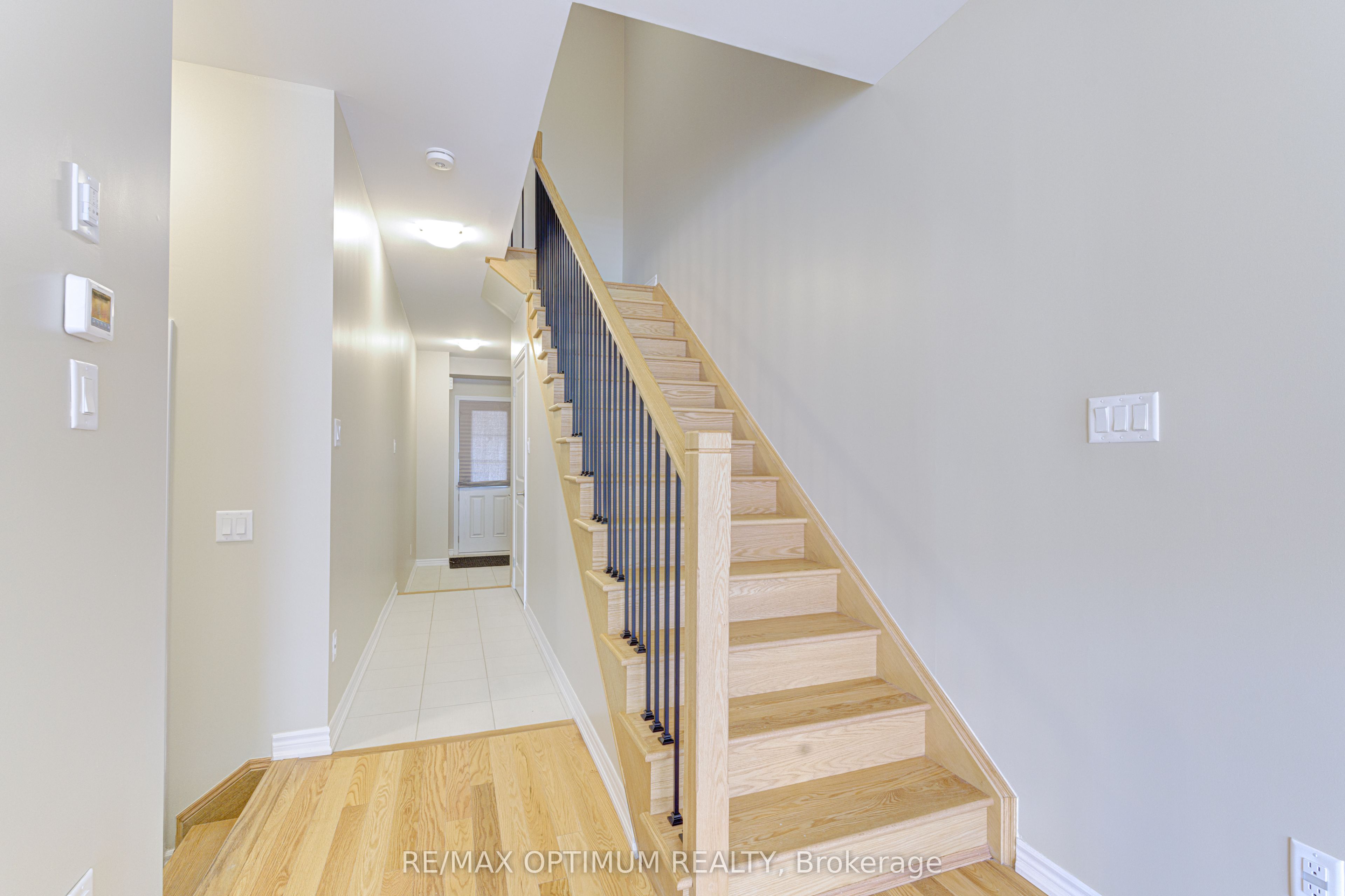 1420 Oakmont Common Property Photo 13