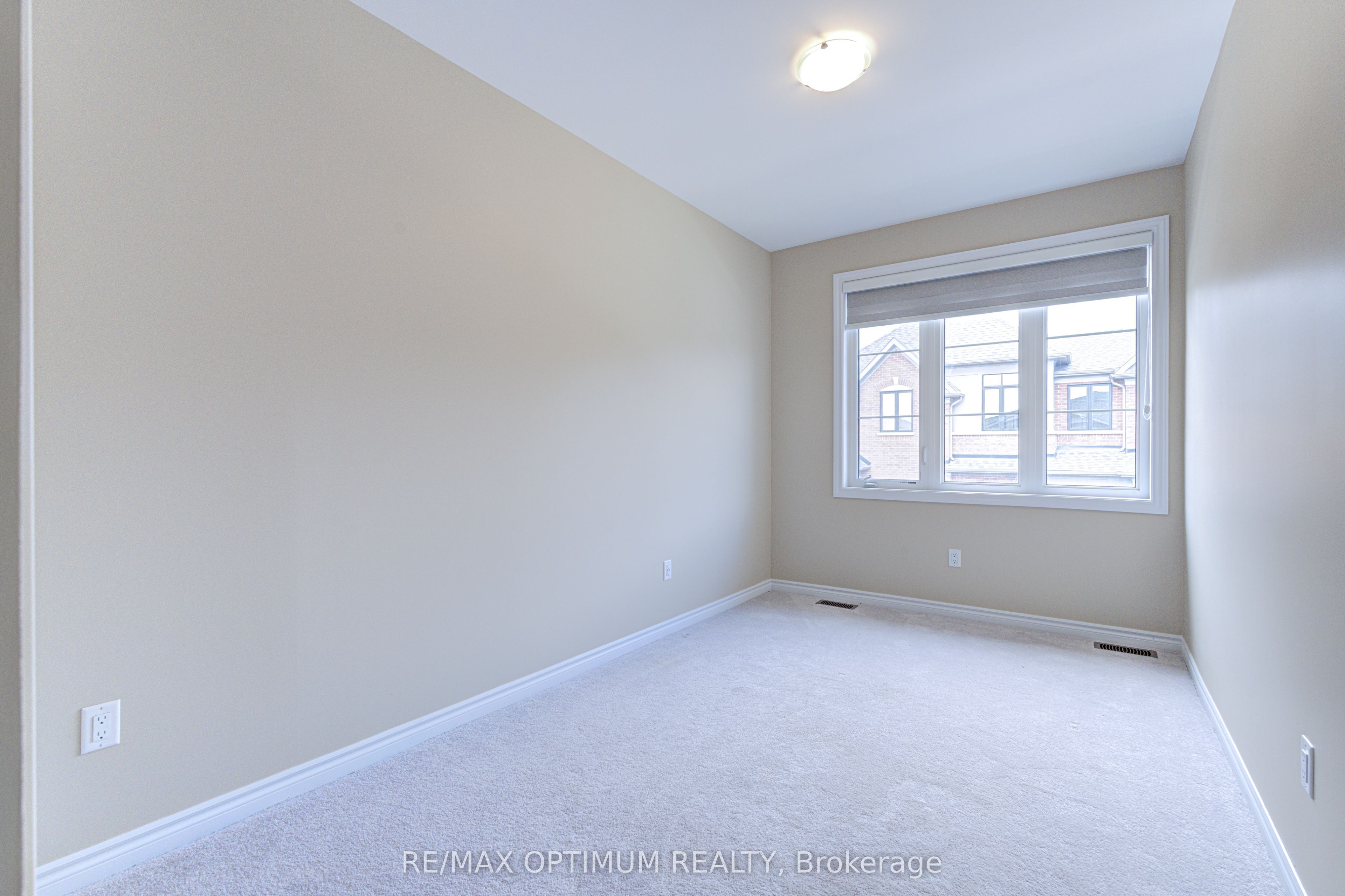 1420 Oakmont Common Property Photo 22