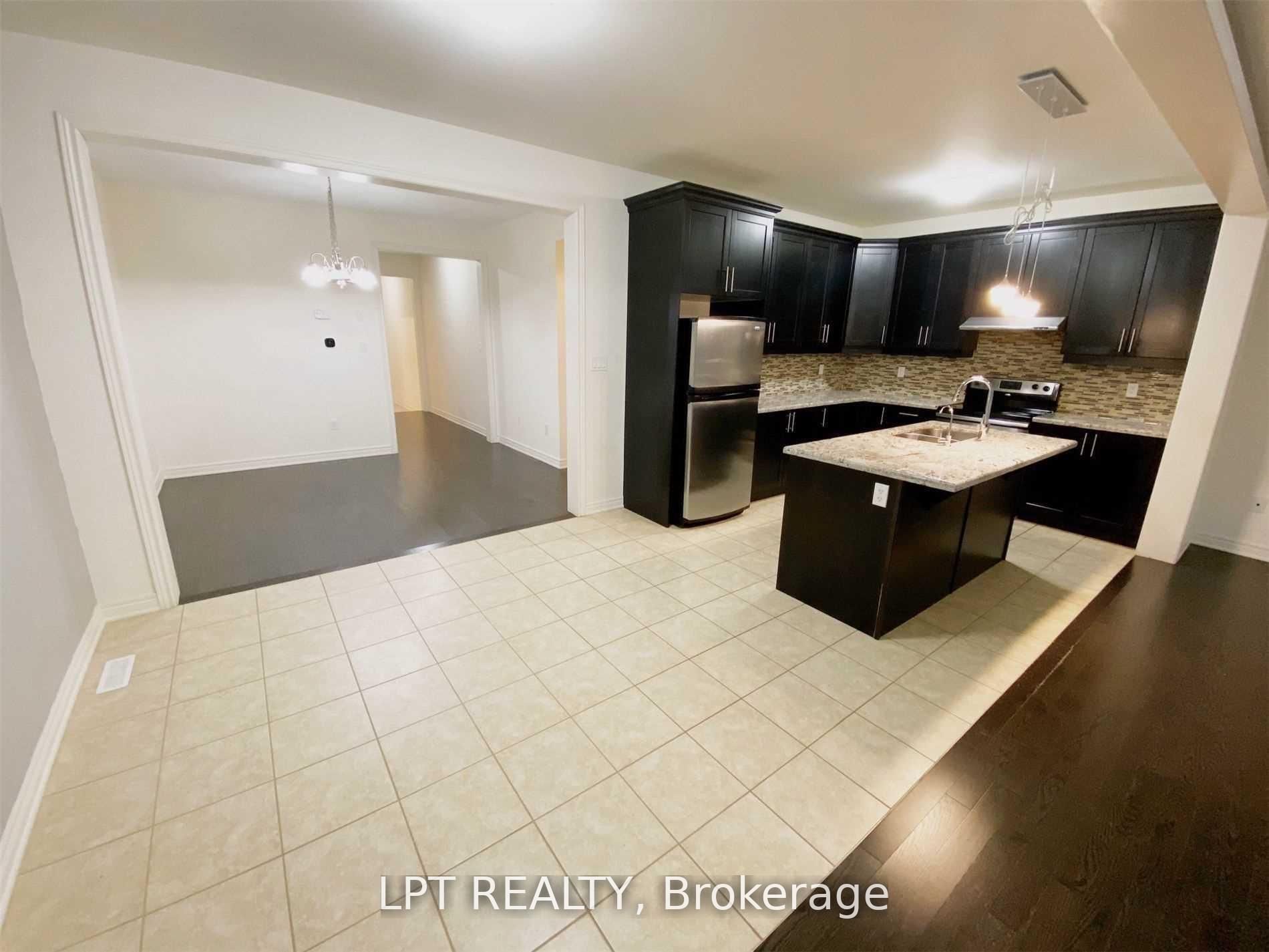 35 Humberstone Crescent Property Photo 3