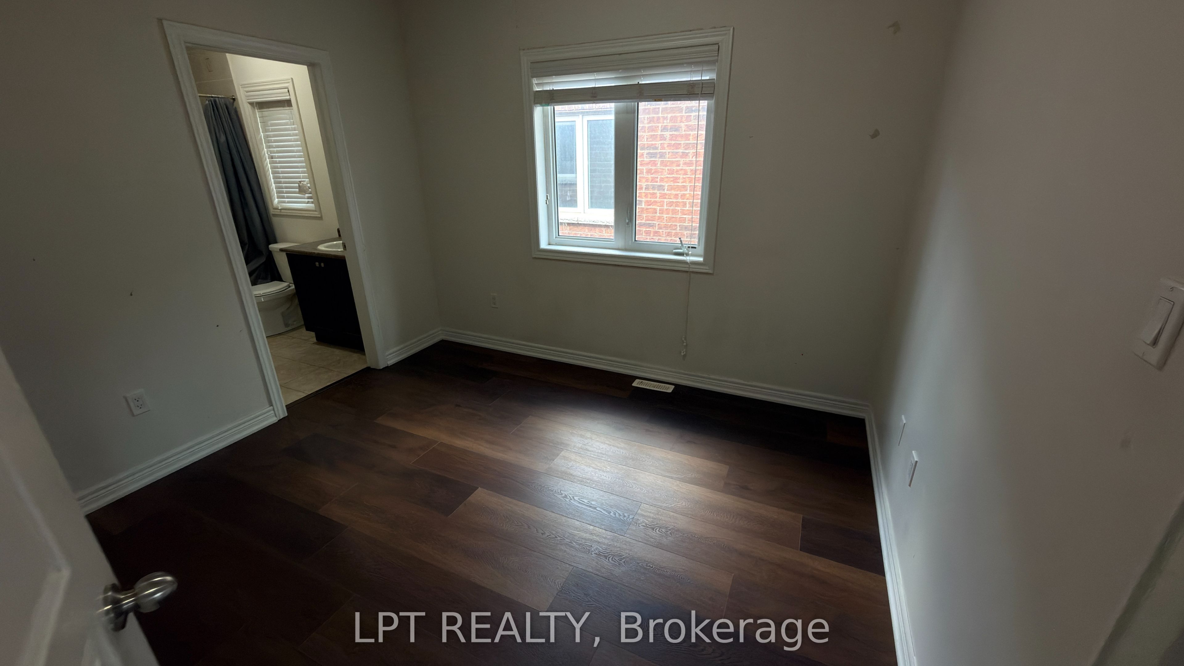 35 Humberstone Crescent Property Photo 13