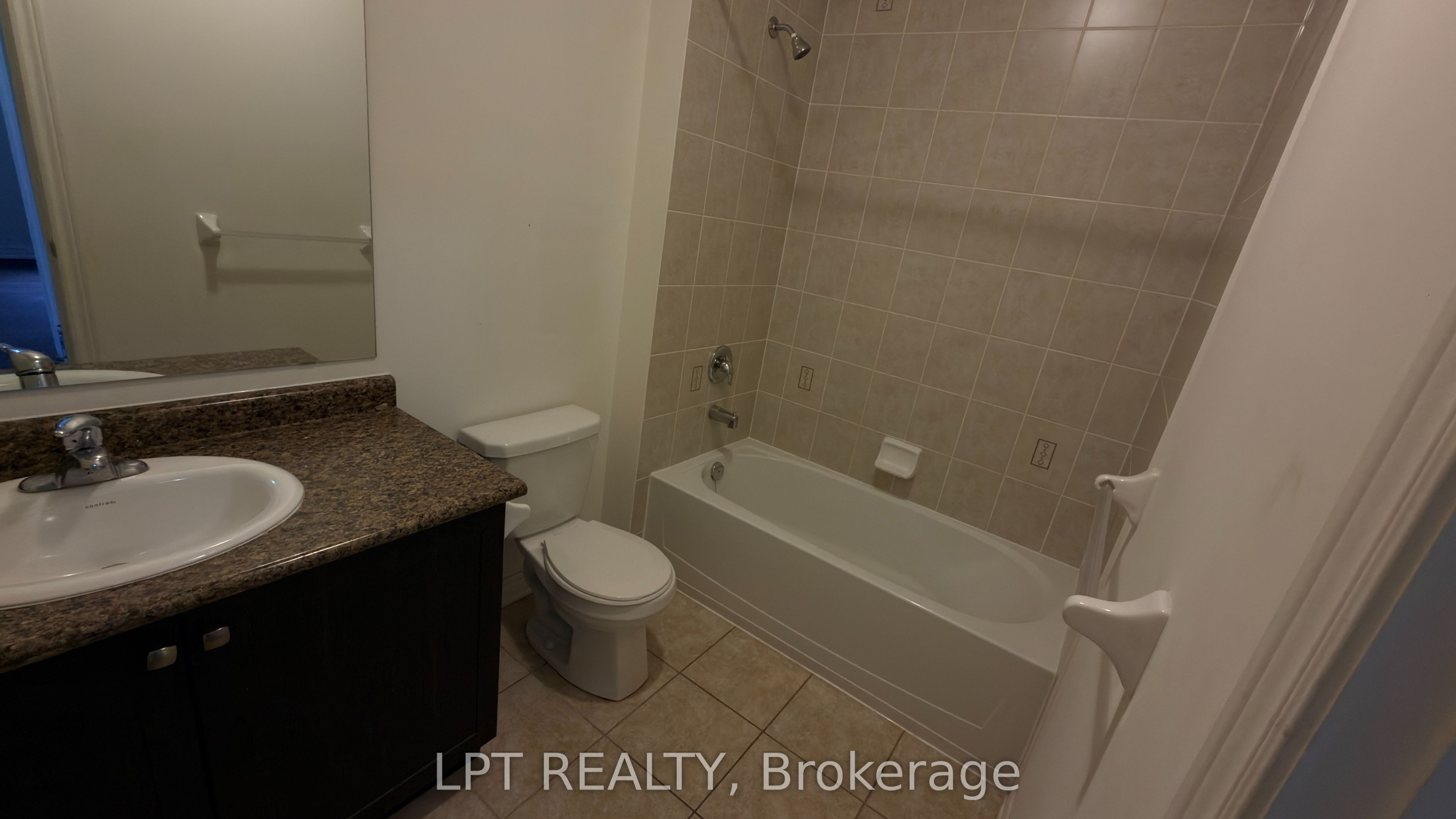 35 Humberstone Crescent Property Photo 16