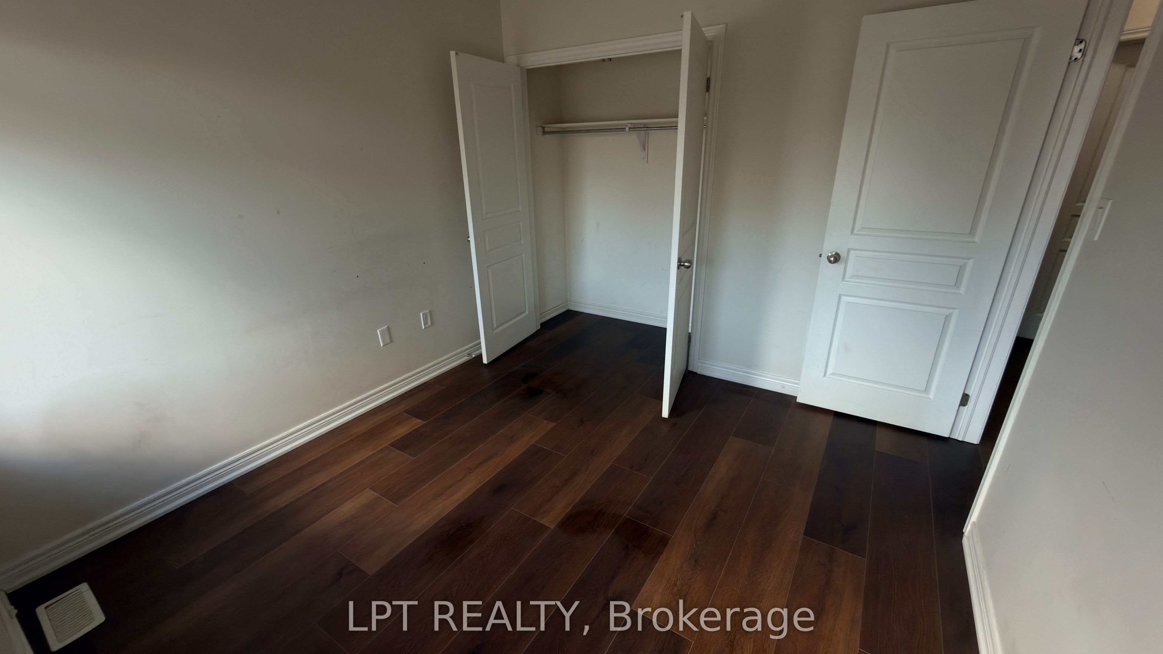 35 Humberstone Crescent Property Photo 17