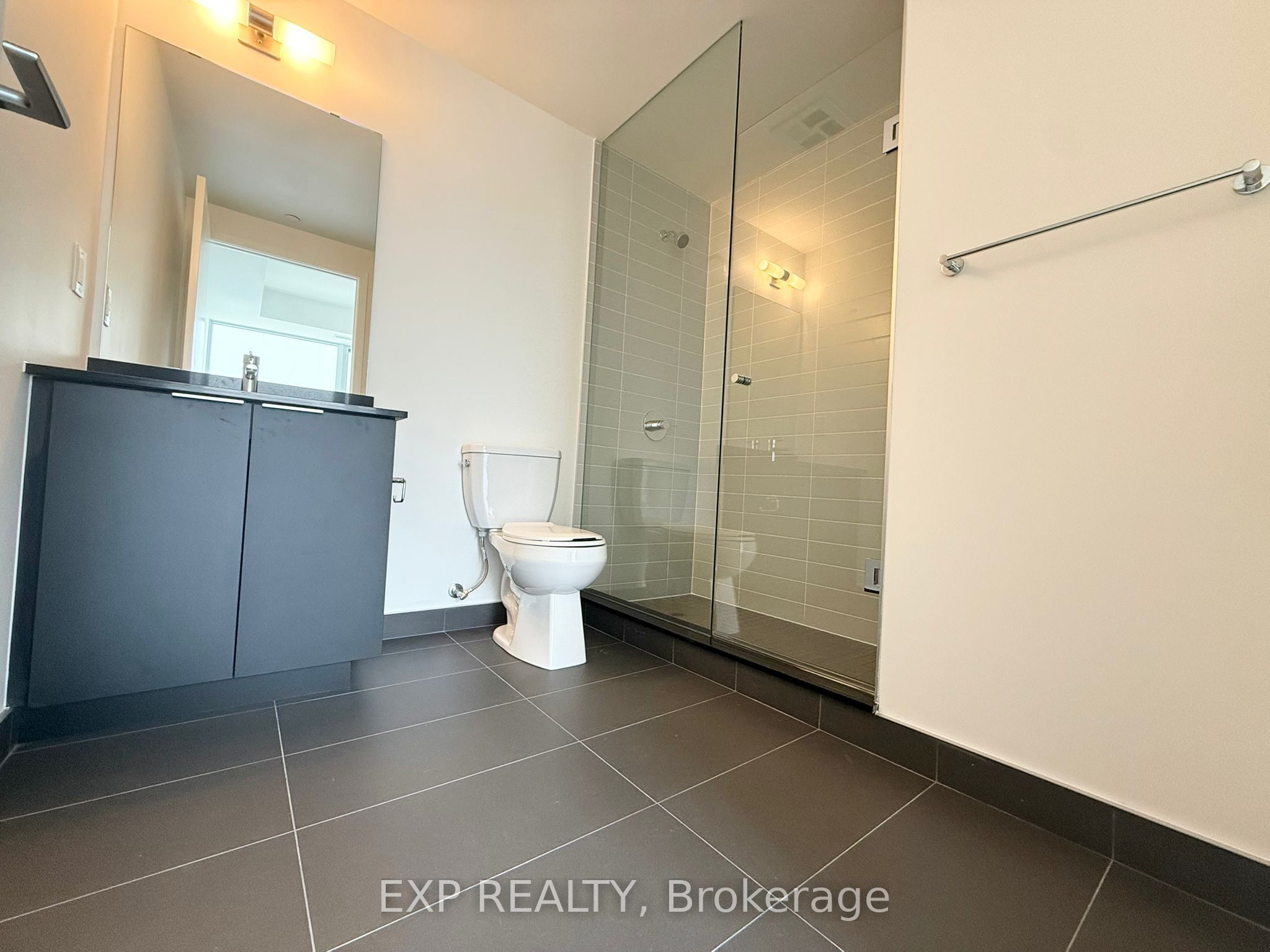3079 Trafalgar Road 1602 Property Photo 10