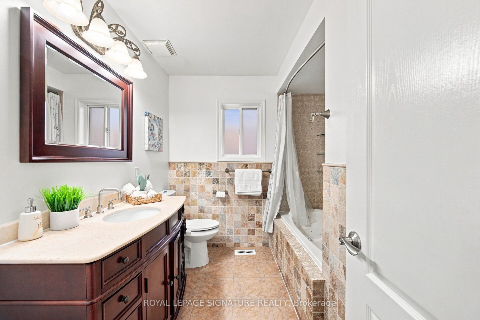 1137 Houston Drive Property Photo 33