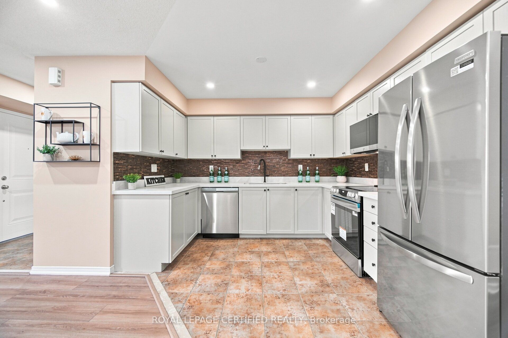 2551 Sixth Line 25 Property Photo 16