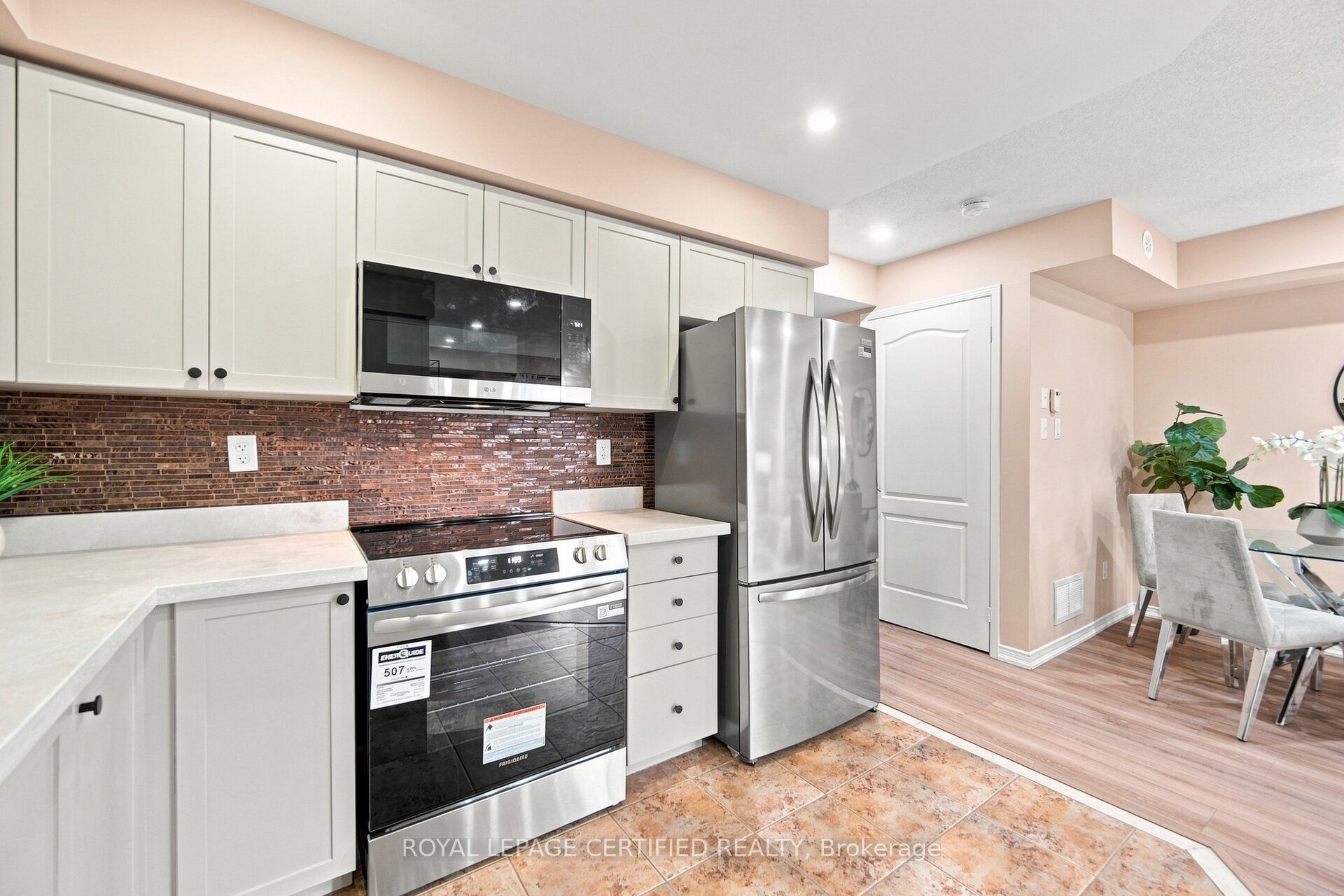 2551 Sixth Line 25 Property Photo 18