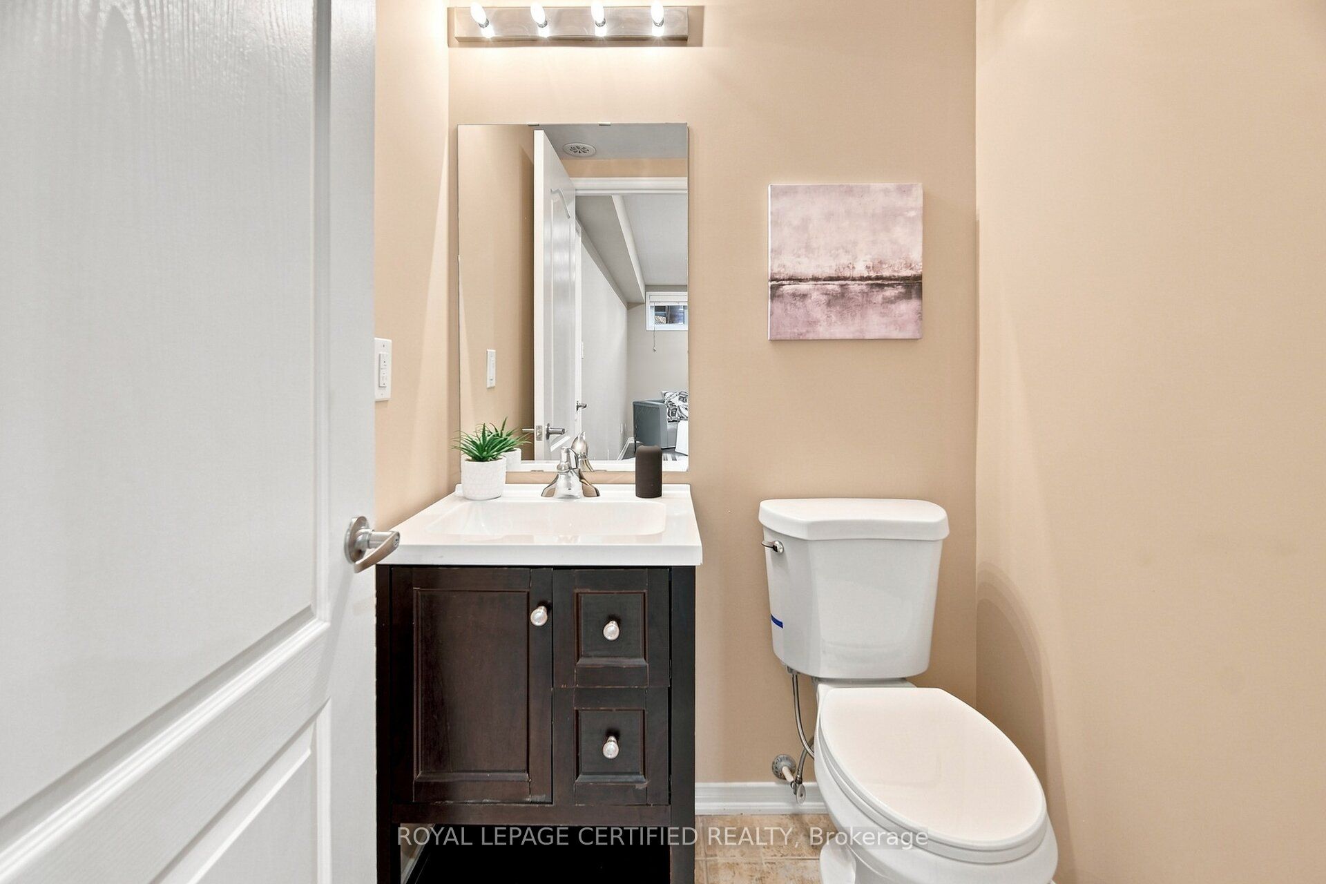 2551 Sixth Line 25 Property Photo 22