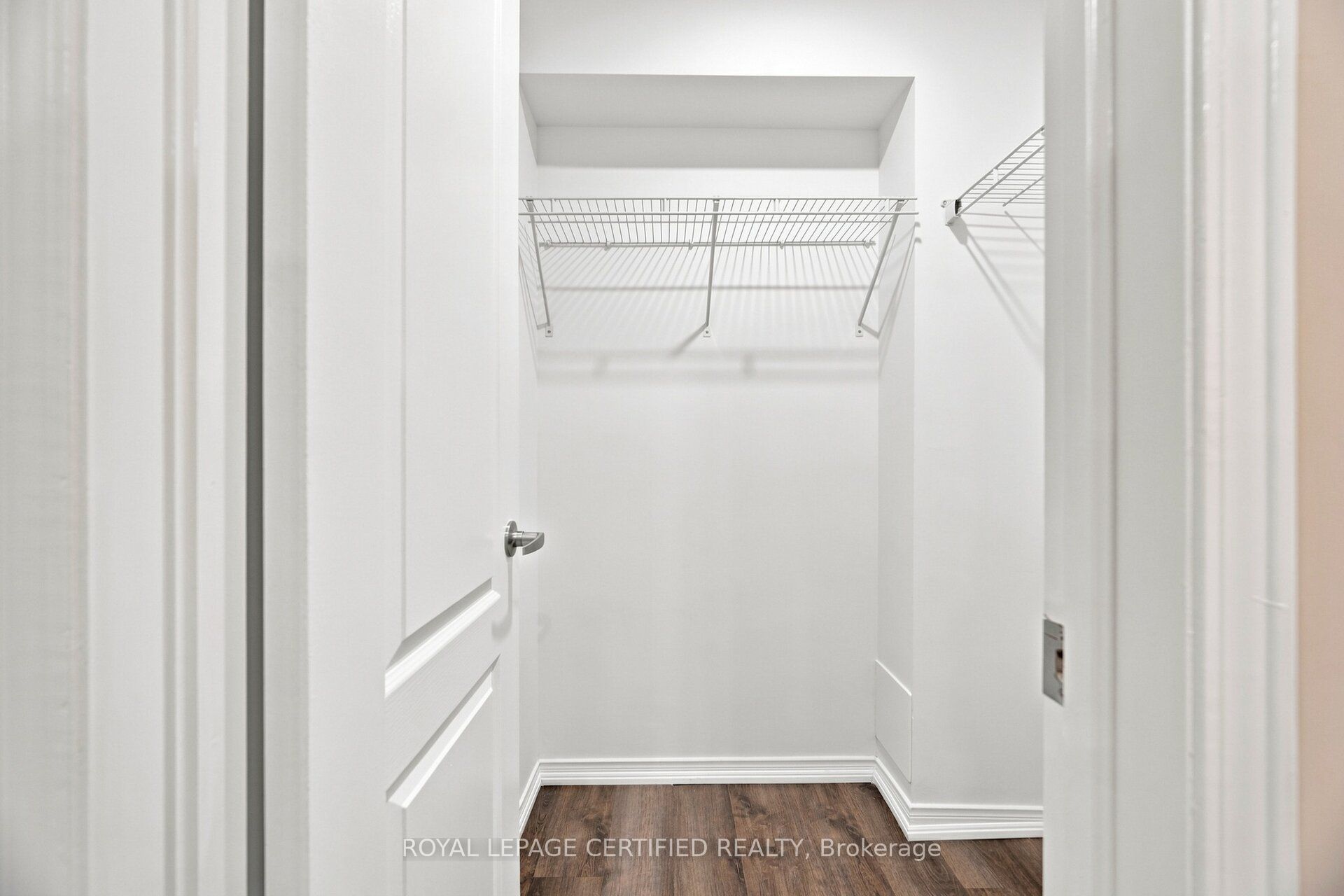 2551 Sixth Line 25 Property Photo 23