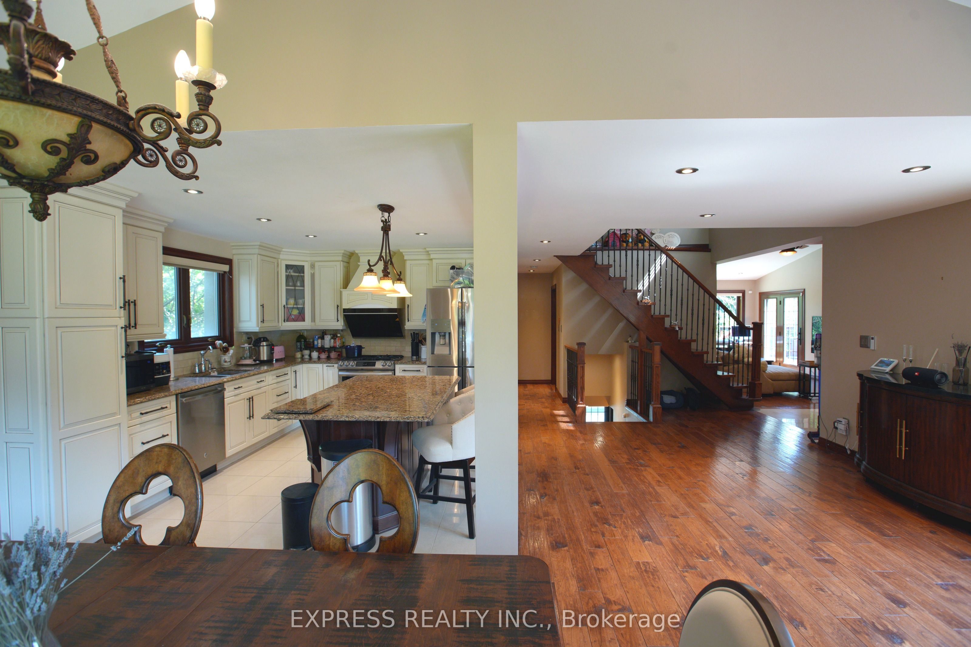 506 Falgarwood Drive Property Photo 23
