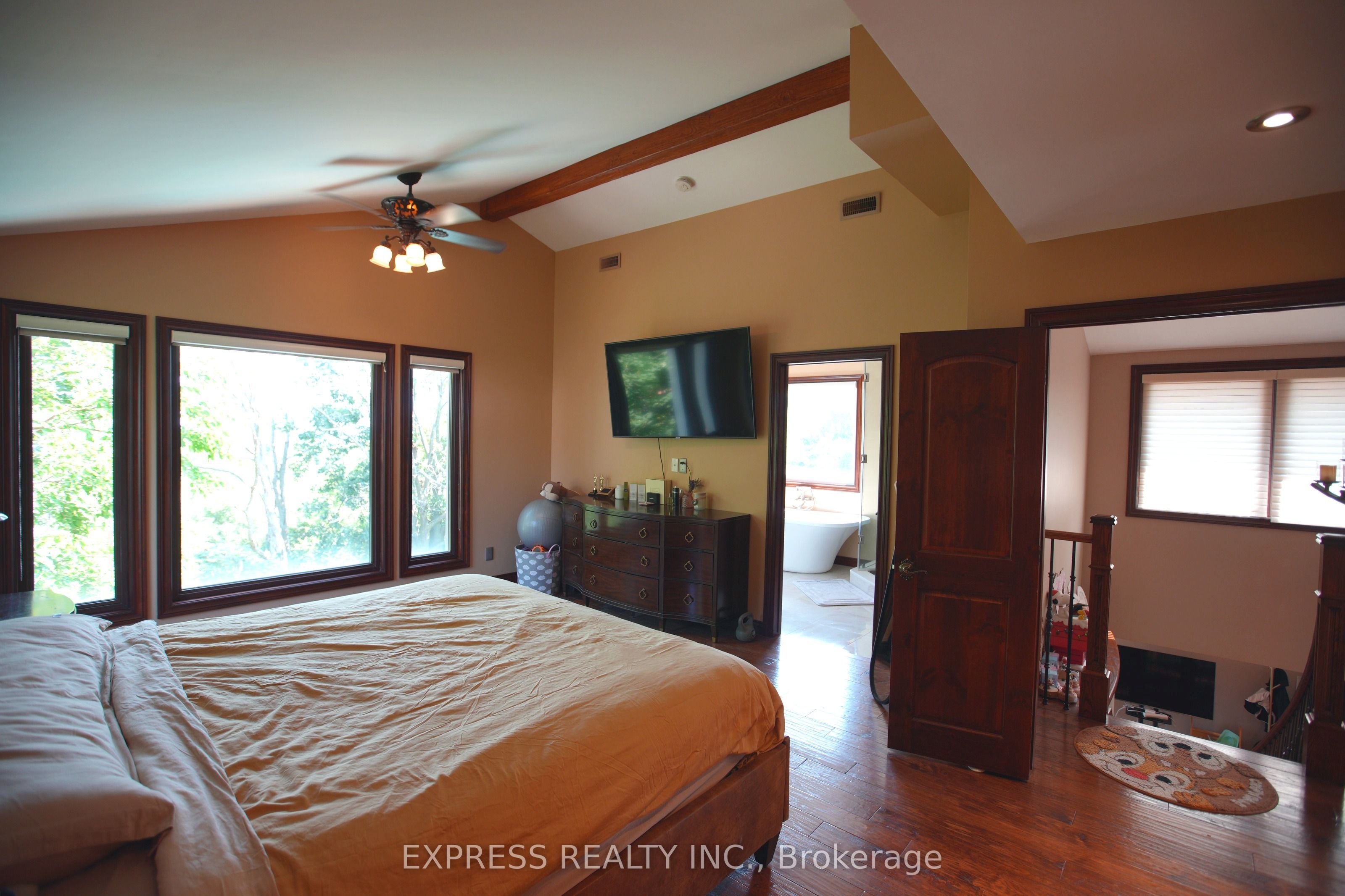 506 Falgarwood Drive Property Photo 32