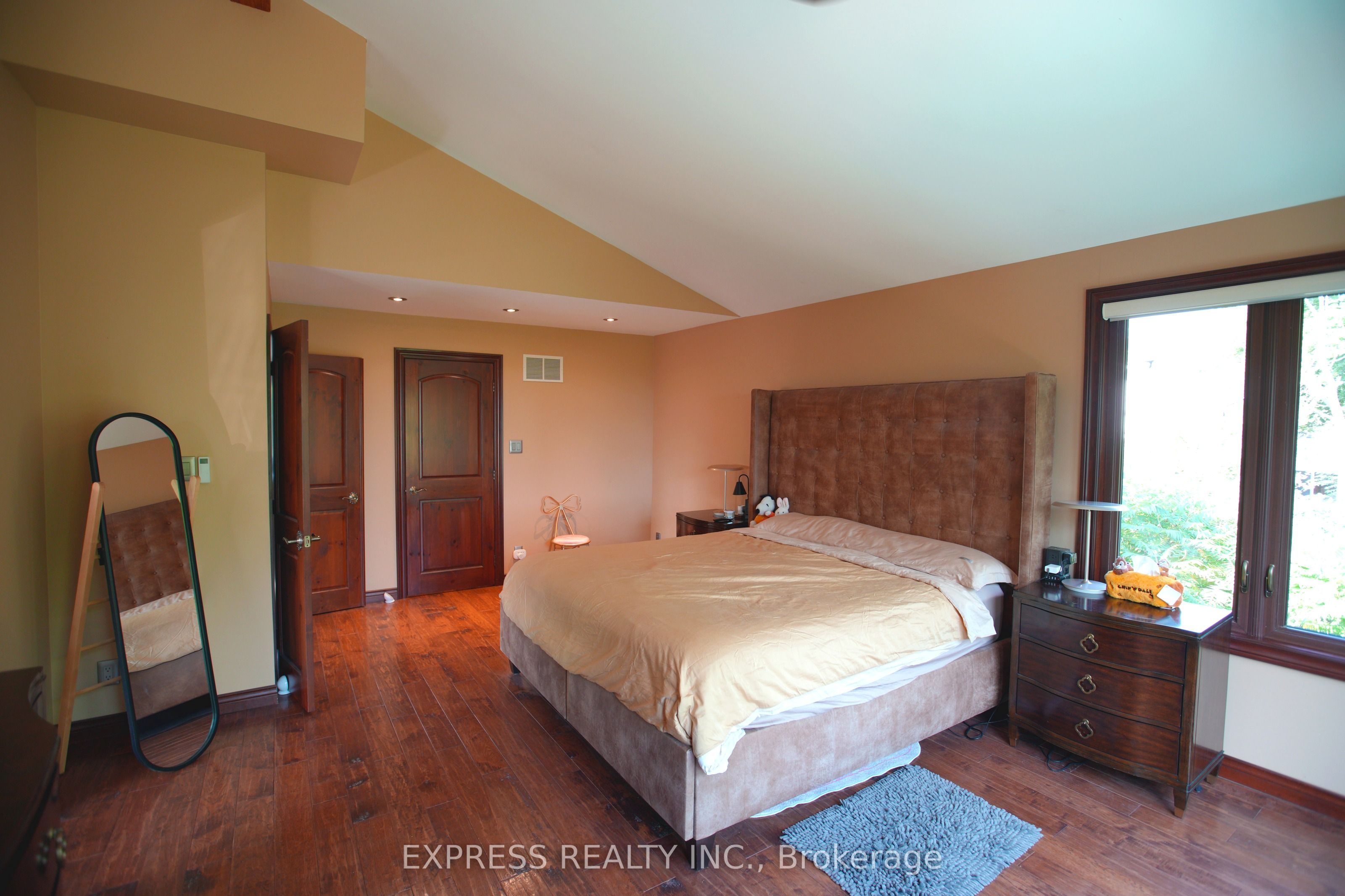 506 Falgarwood Drive Property Photo 34