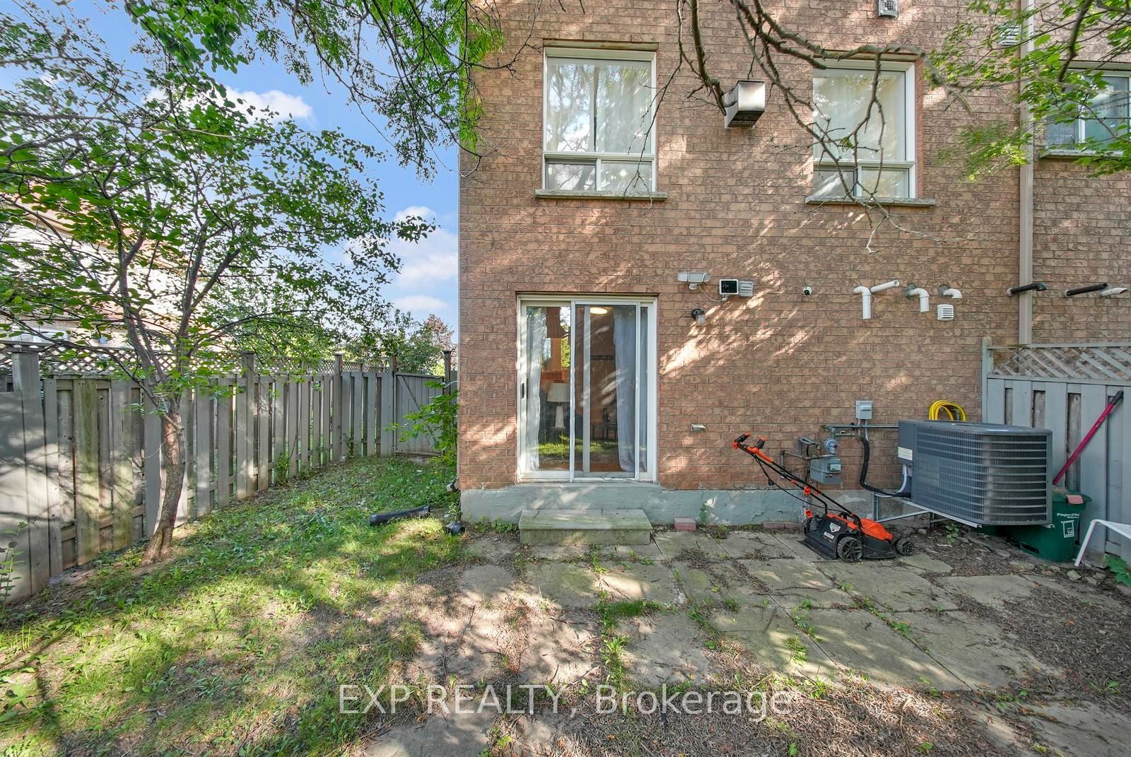 123 Brickyard Way Property Photo 29