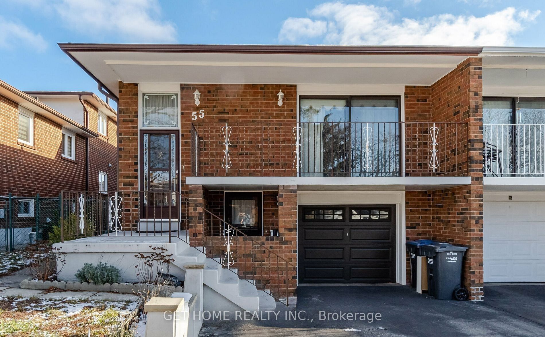 55 Major Oaks Drive #Main Property Photo 1