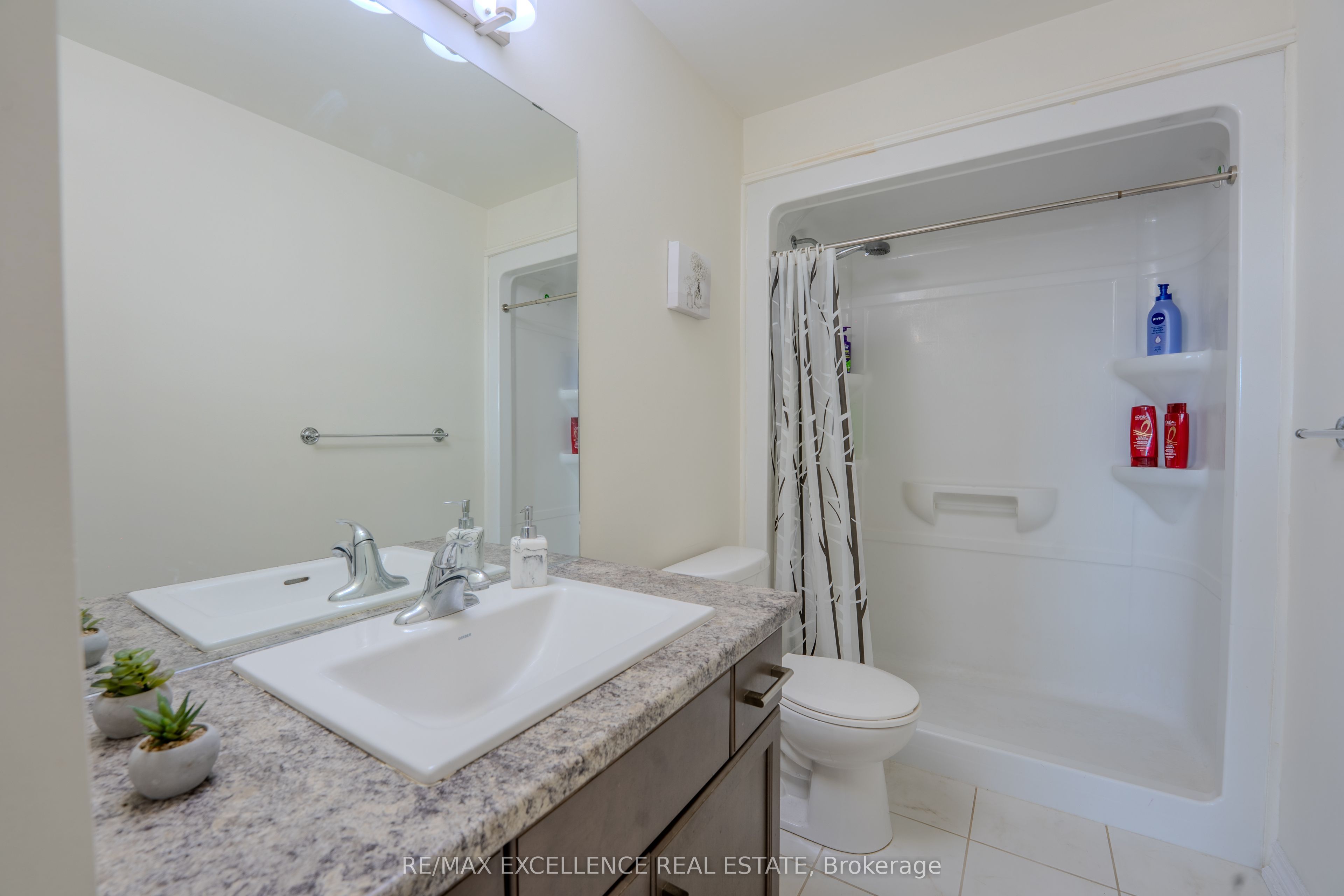 640 Sauve Street 420 Property Photo 9