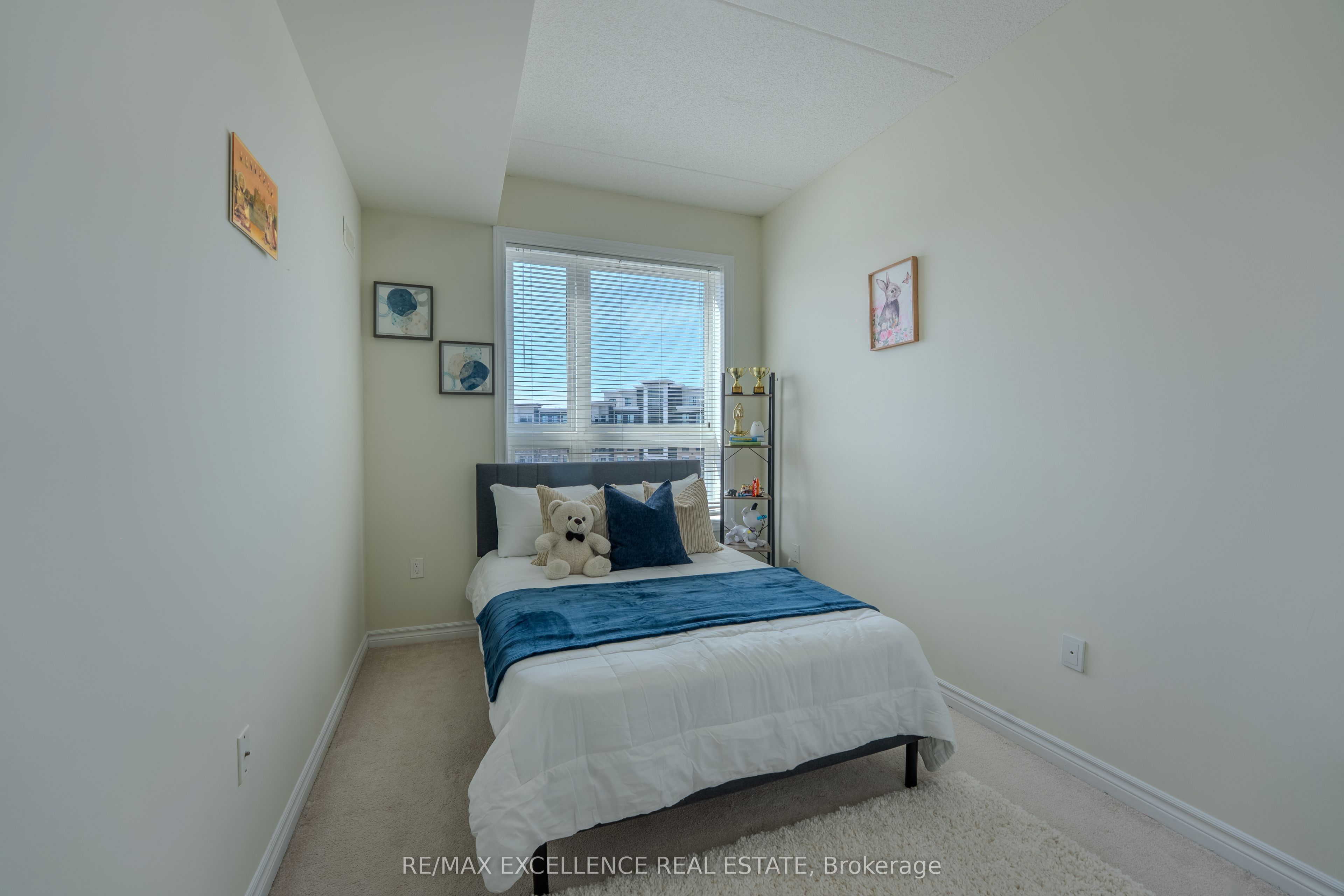 640 Sauve Street 420 Property Photo 11