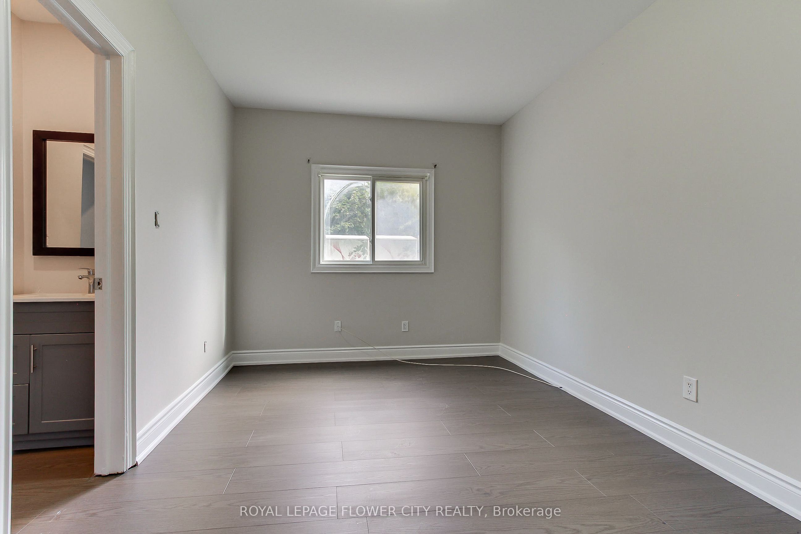 24 John Street Main Floor Property Photo 19