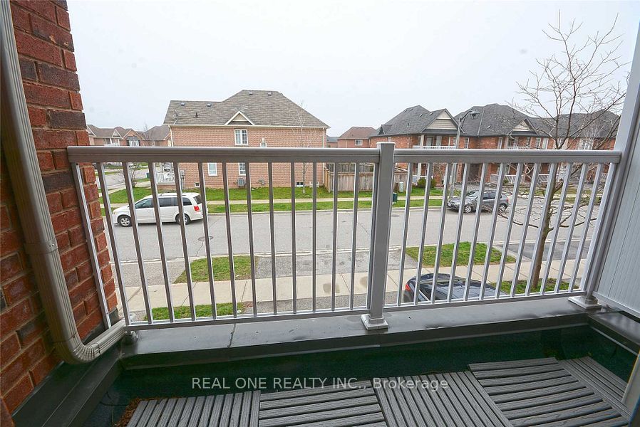 2307 Saddlecreek Crescent Property Photo 20