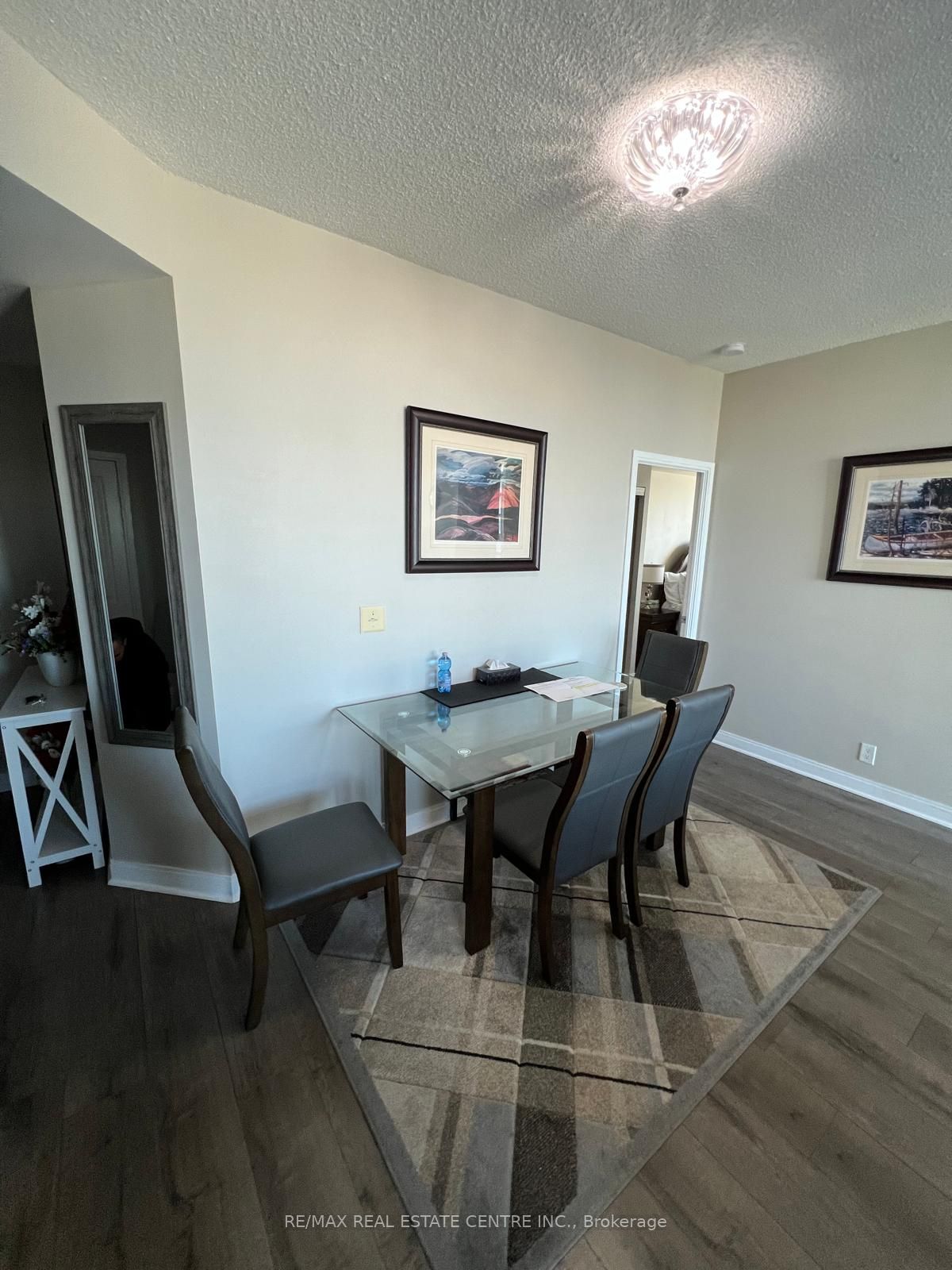 70 Absolute Avenue 2109 Property Photo 2