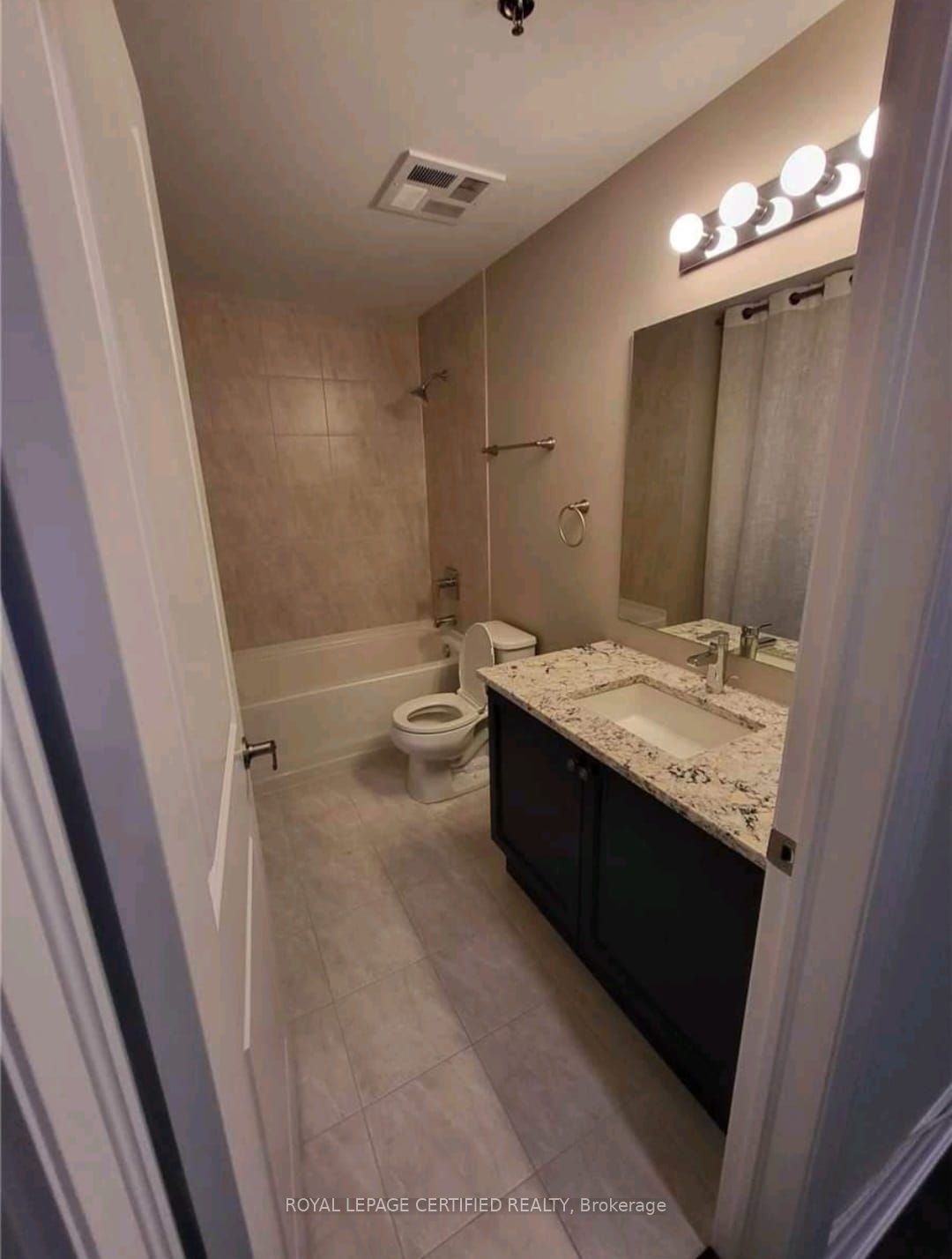 2490 Old Bronte Road 724 Property Photo 5