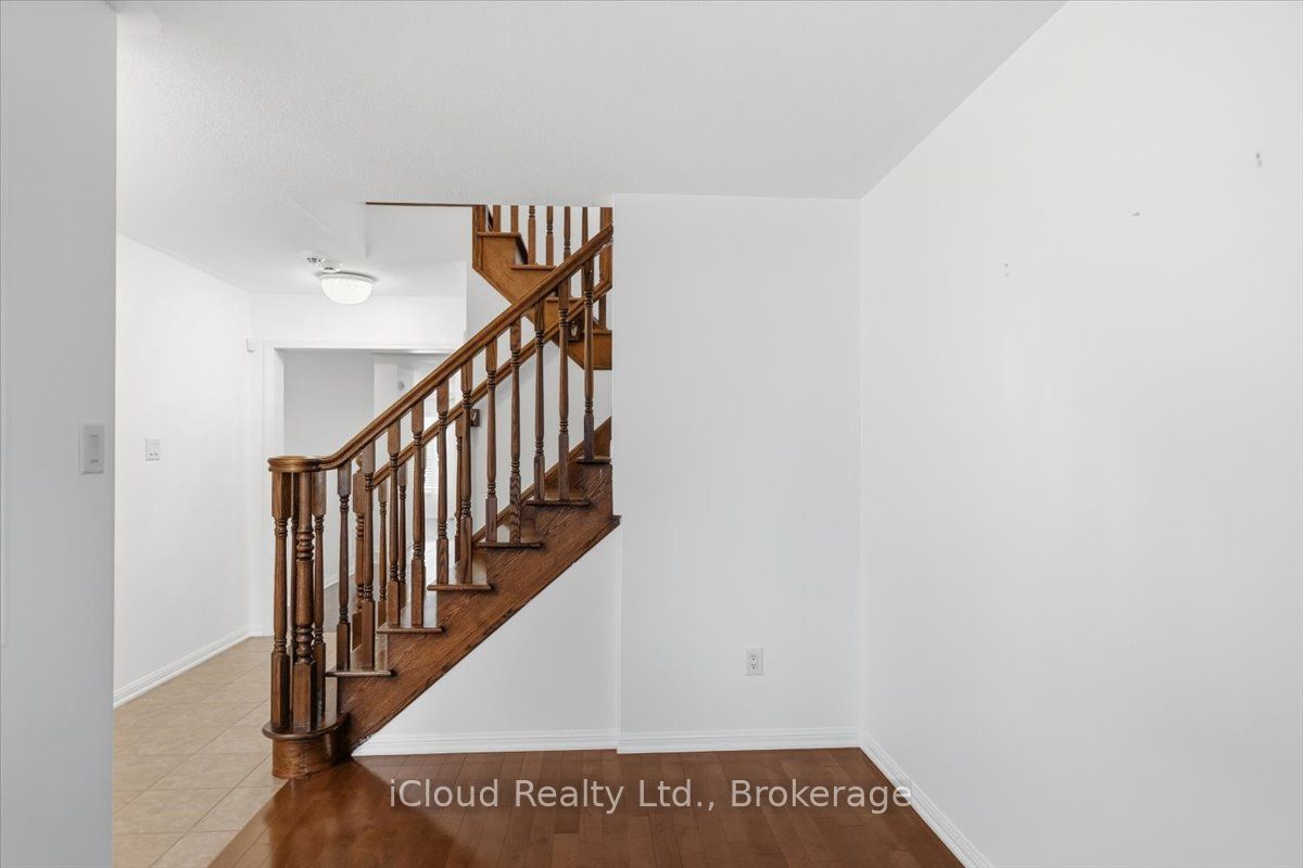 270 Whetham Heights Property Photo 10