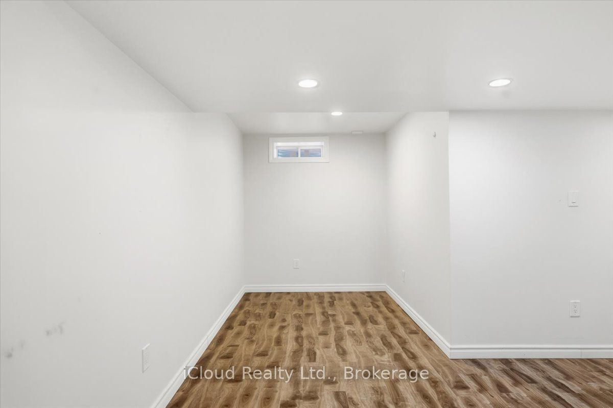 270 Whetham Heights Property Photo 40