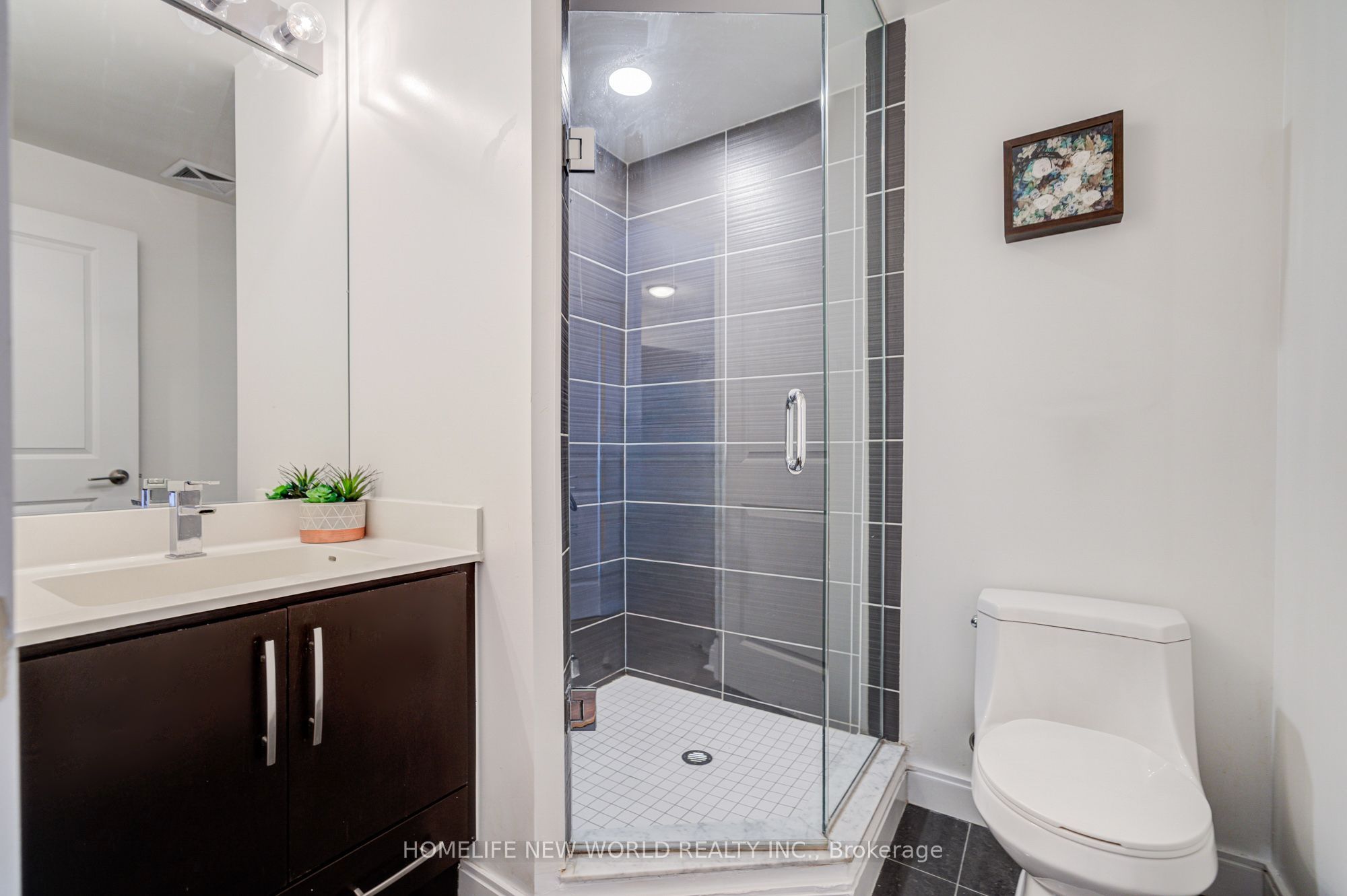 60 Absolute Avenue 4906 Property Photo 20