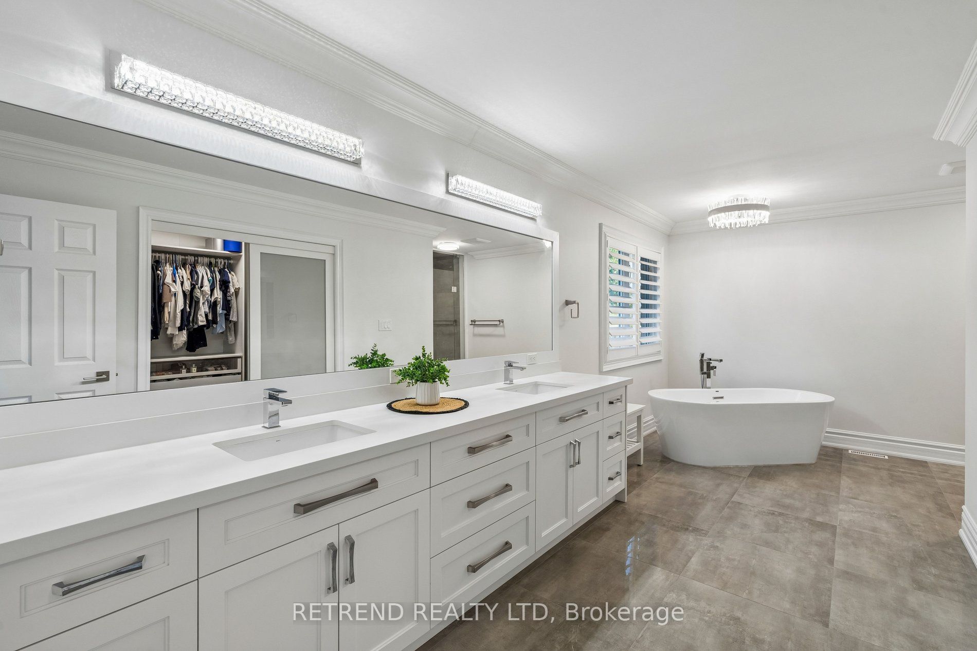 2223 Wuthering Heights Way Property Photo 26