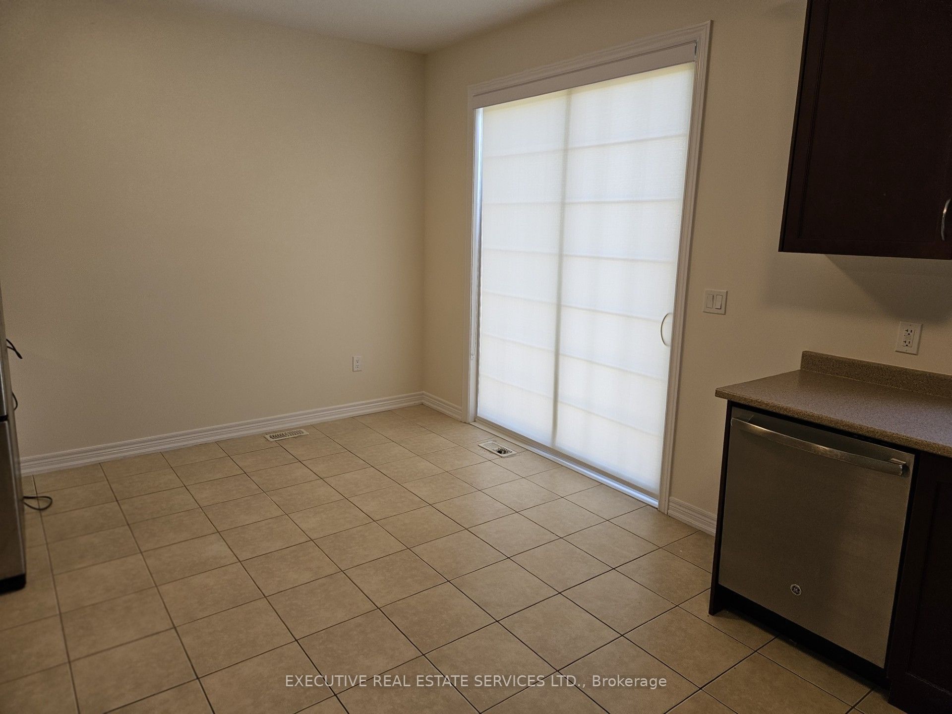 27 Durango Drive Property Photo 4