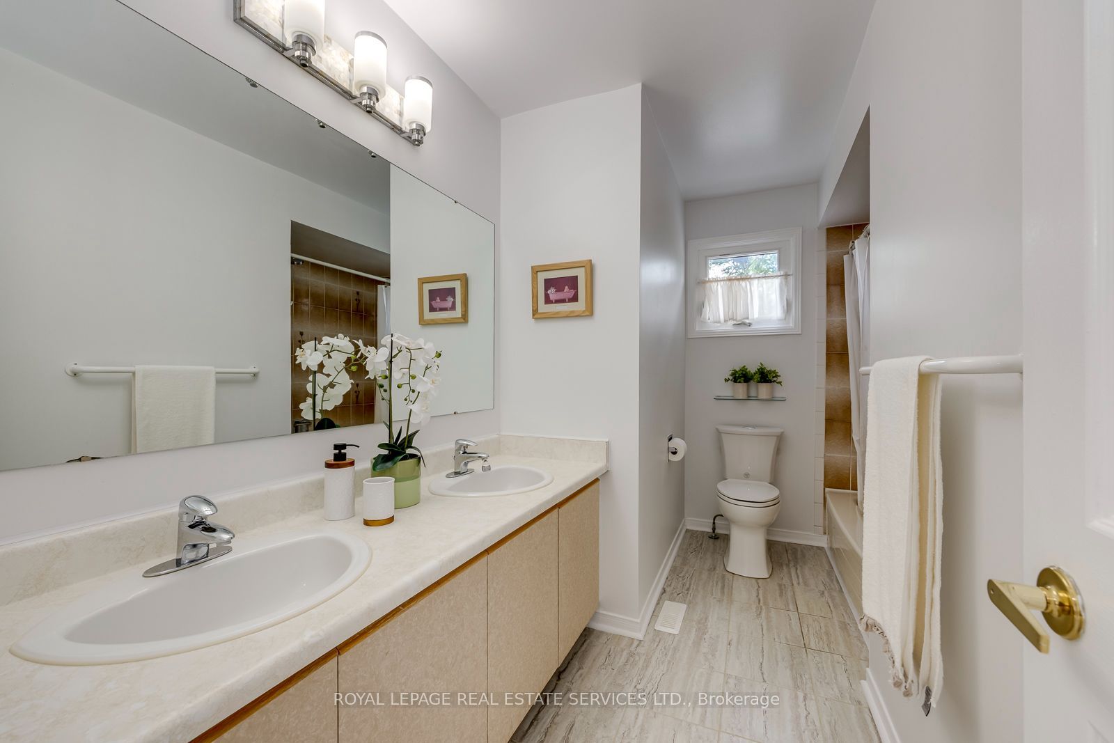 2101 Galena Crescent Property Photo 43