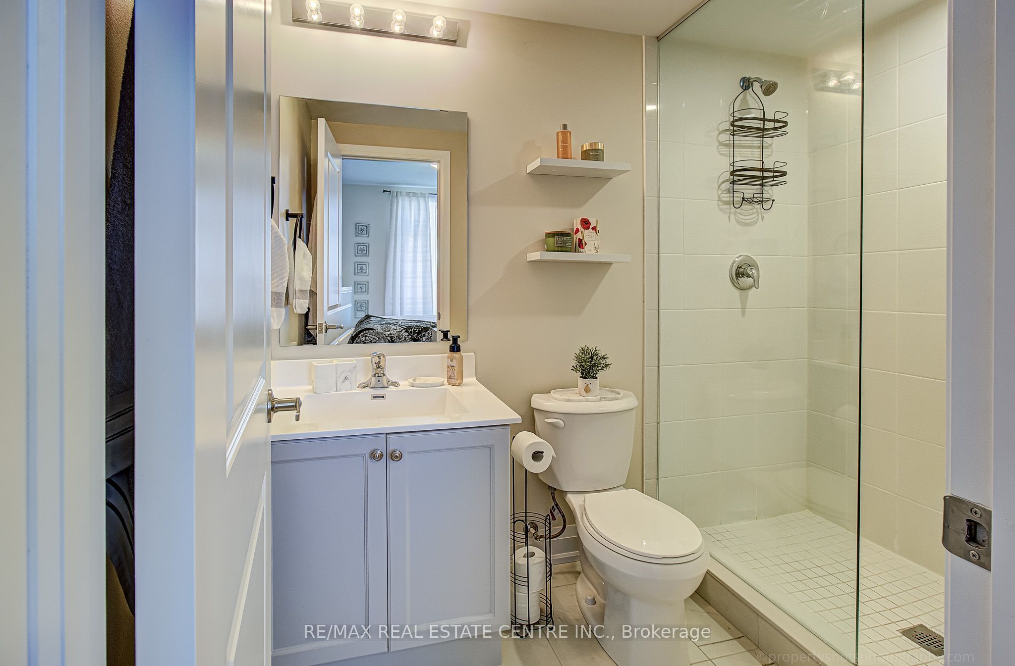 1569 Rose Way 116 Property Photo 17