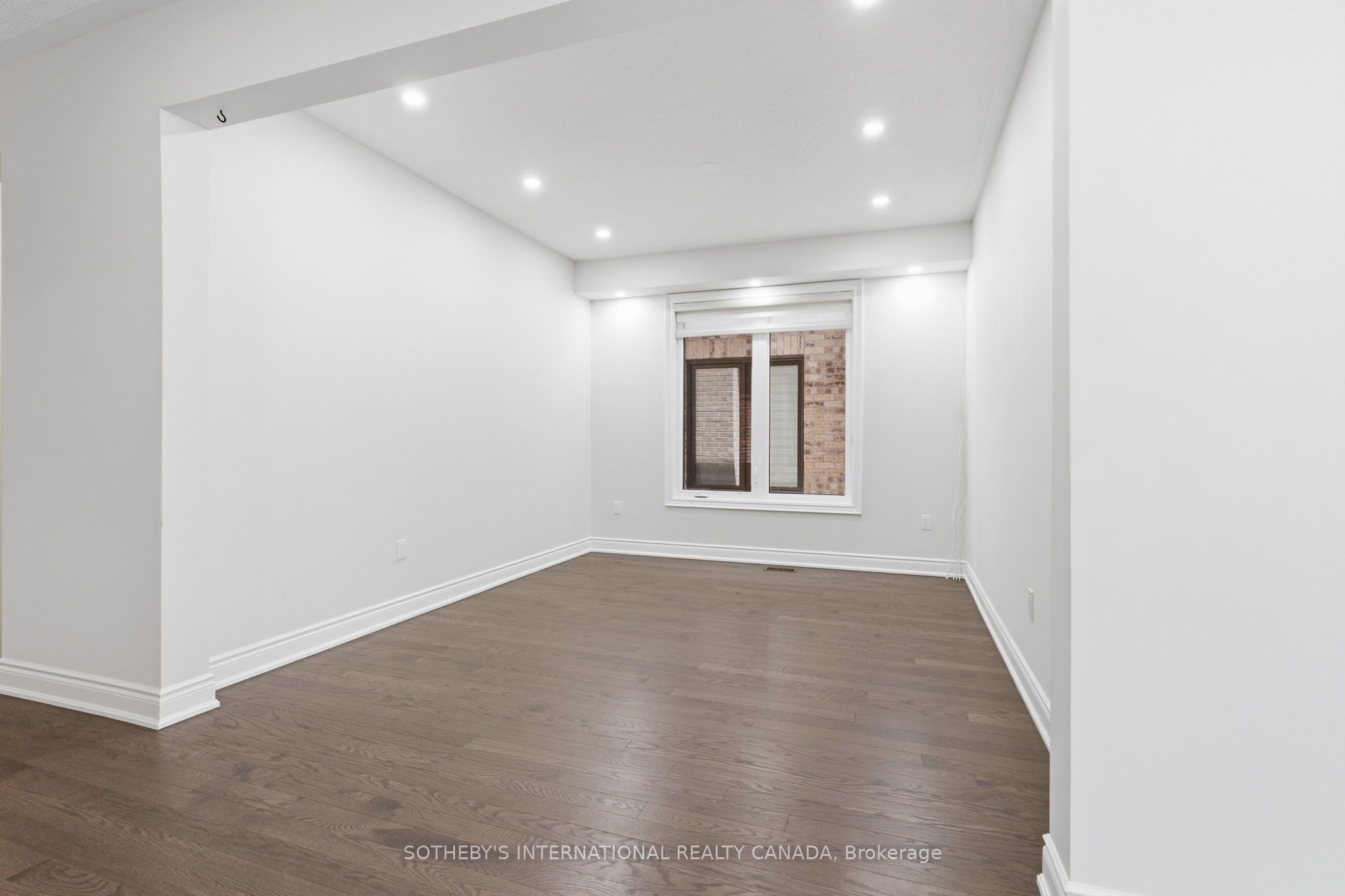32 Bermondsey Way Property Photo 6