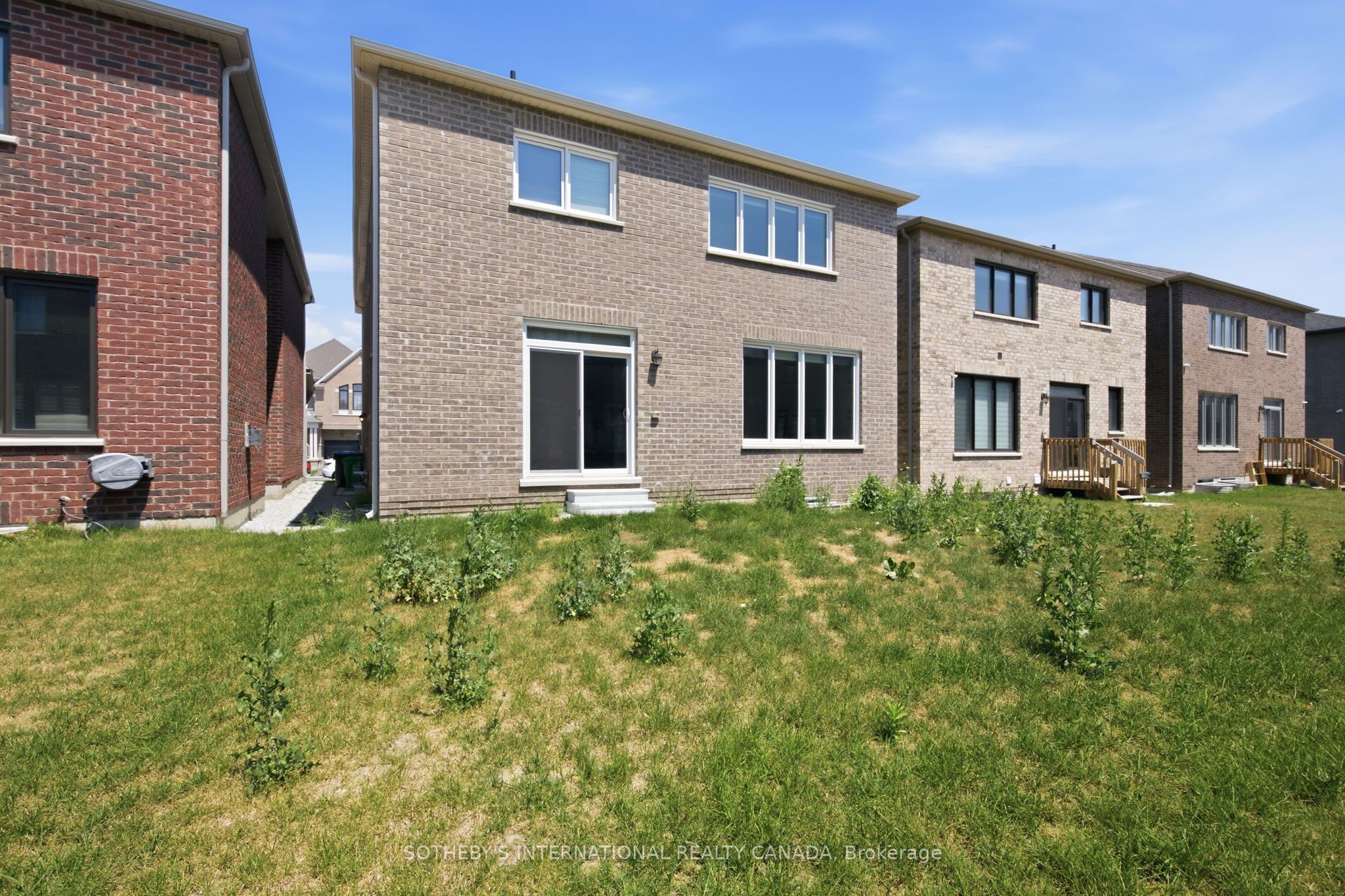 32 Bermondsey Way Property Photo 35