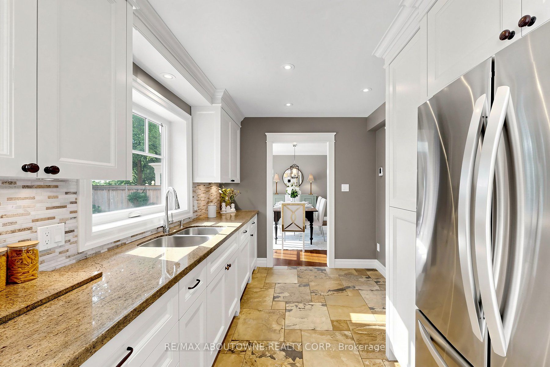 1304 Devon Road Property Photo 14