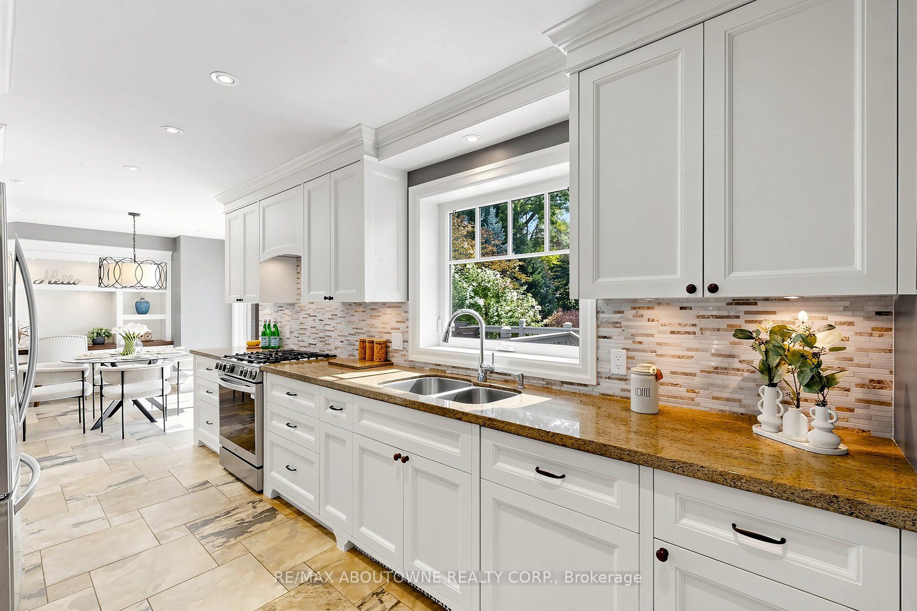 1304 Devon Road Property Photo 16