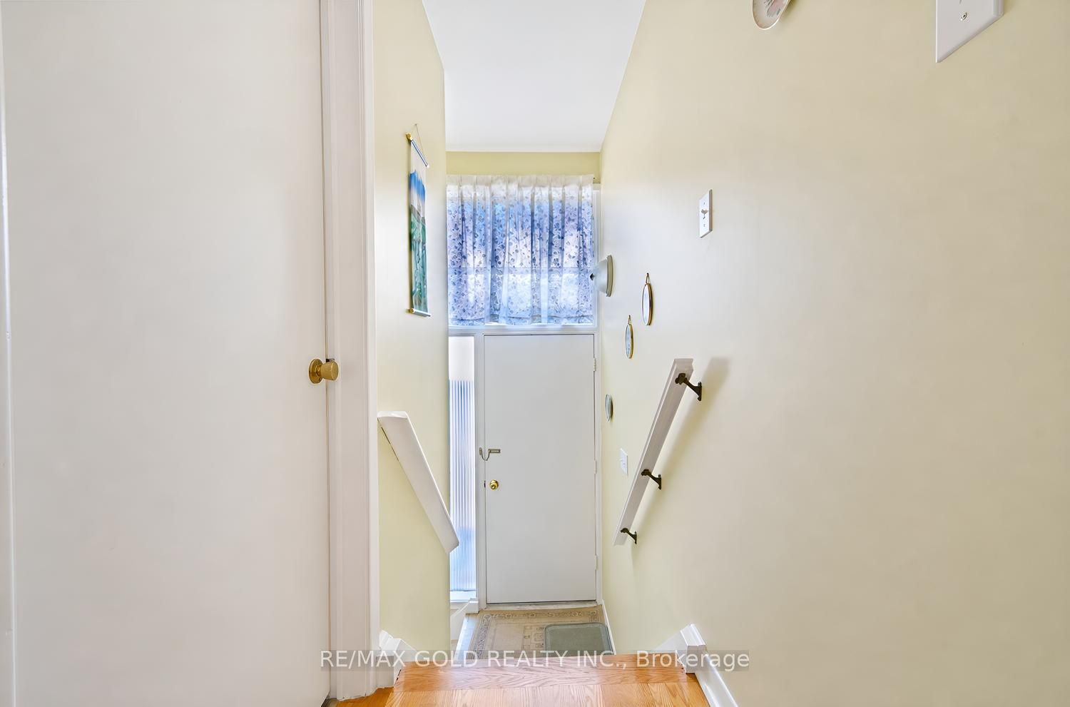 7488 Discus Crescent Property Photo 32