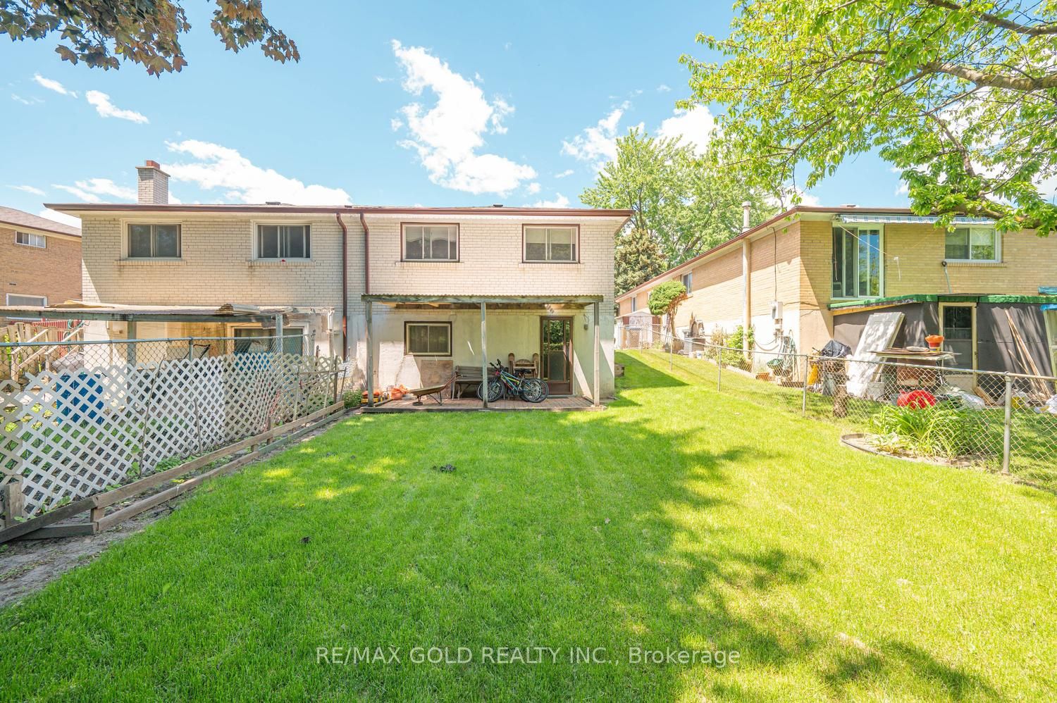 7488 Discus Crescent Property Photo 45