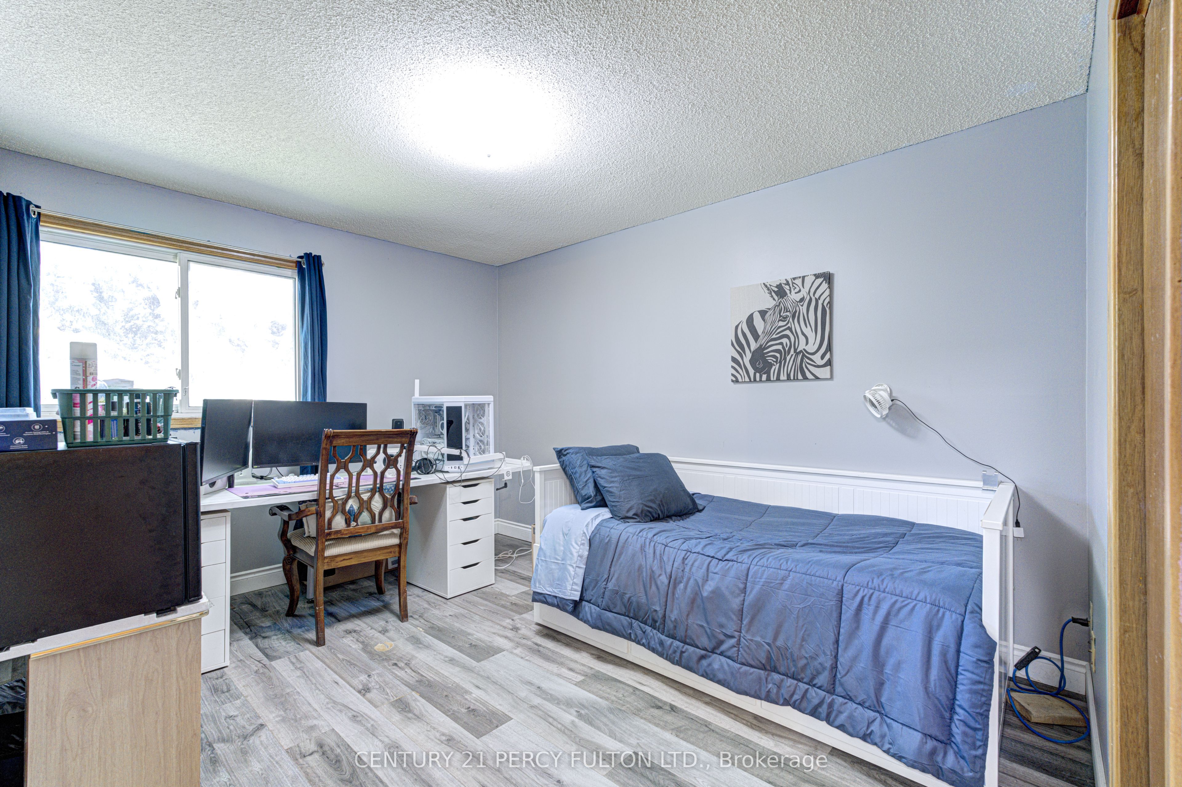 1042 Wetherby Lane Property Photo 30