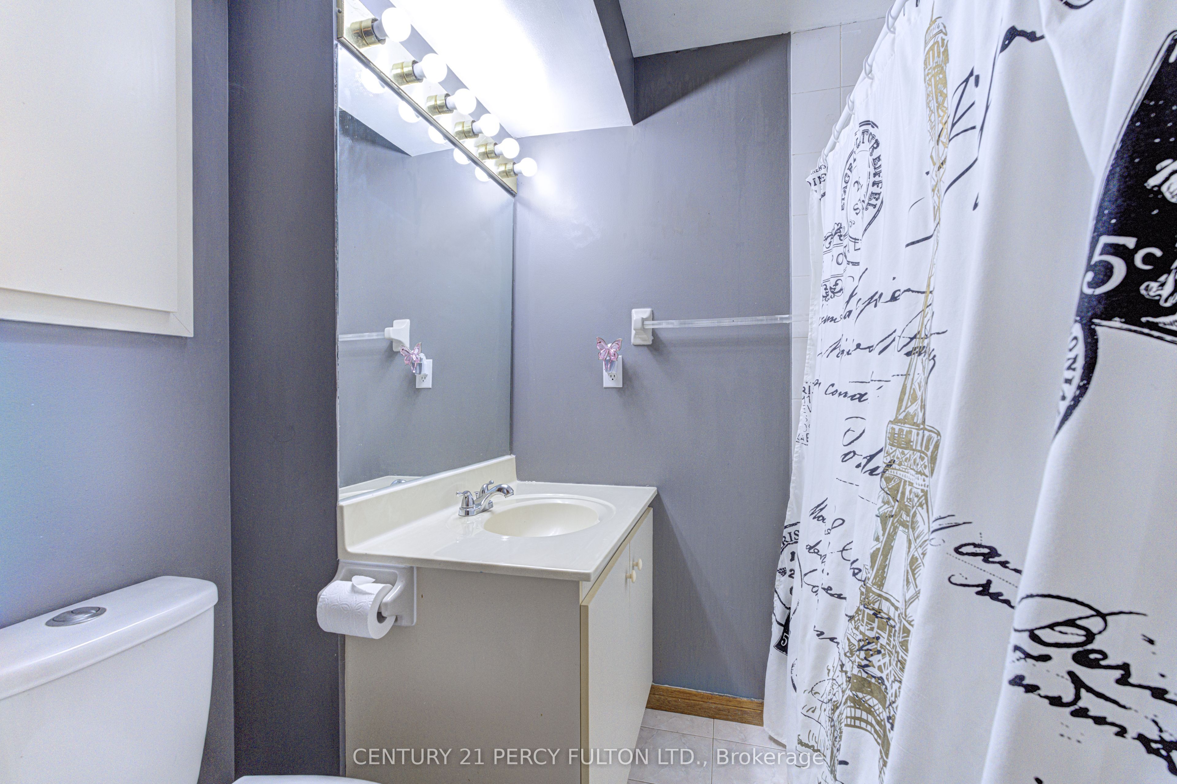 1042 Wetherby Lane Property Photo 35