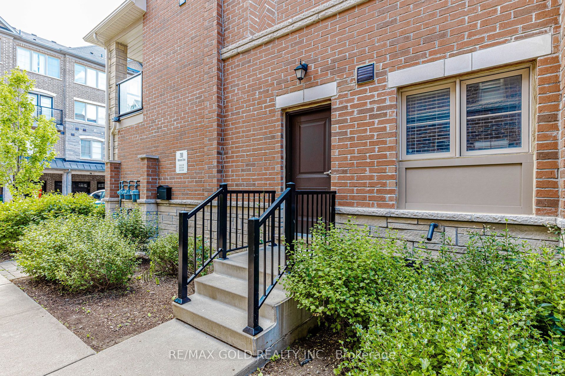 200 Veterans Drive # 40 Property Photo 4
