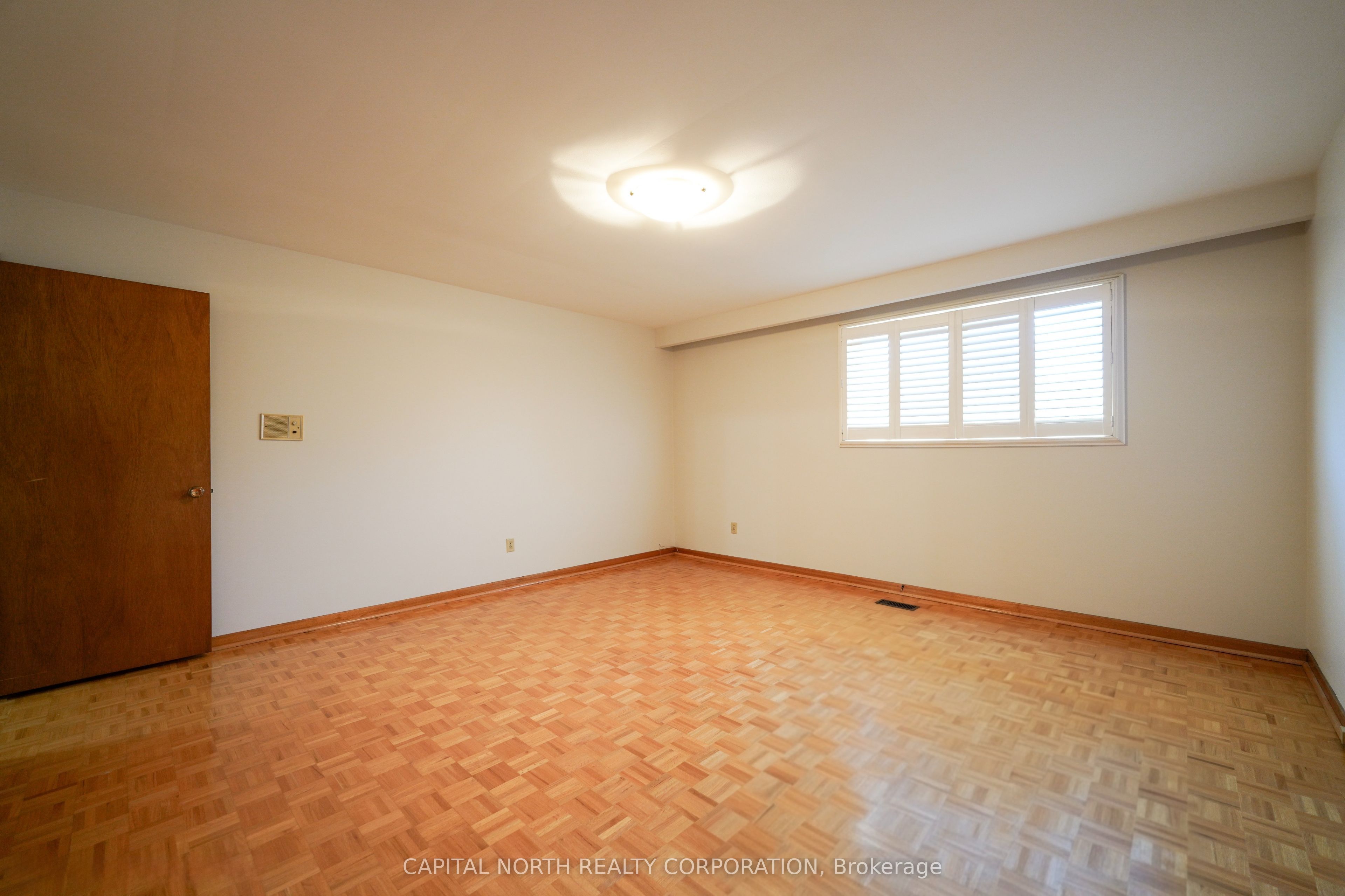 79 Shoreham Drive Property Photo 20