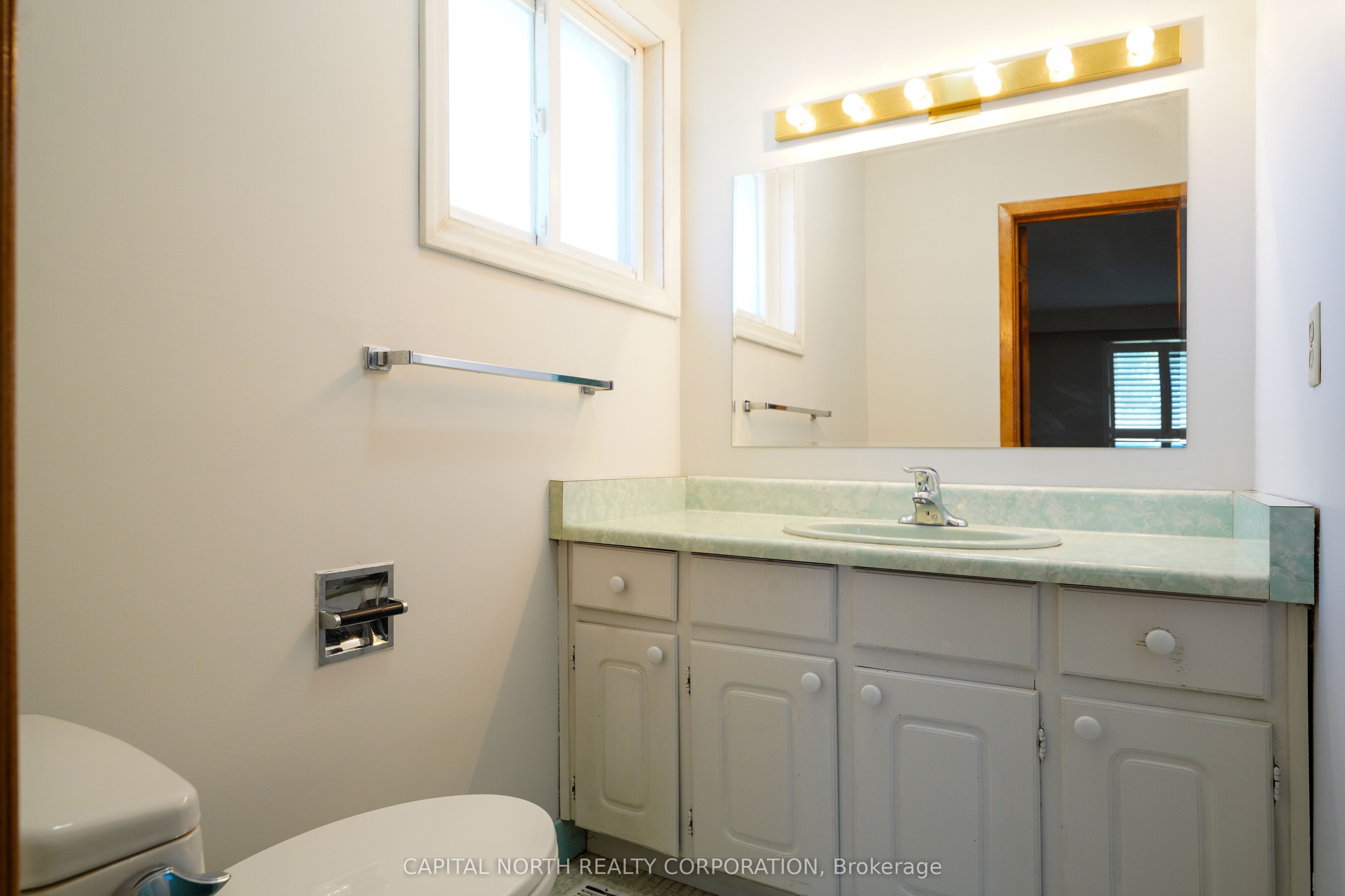 79 Shoreham Drive Property Photo 24